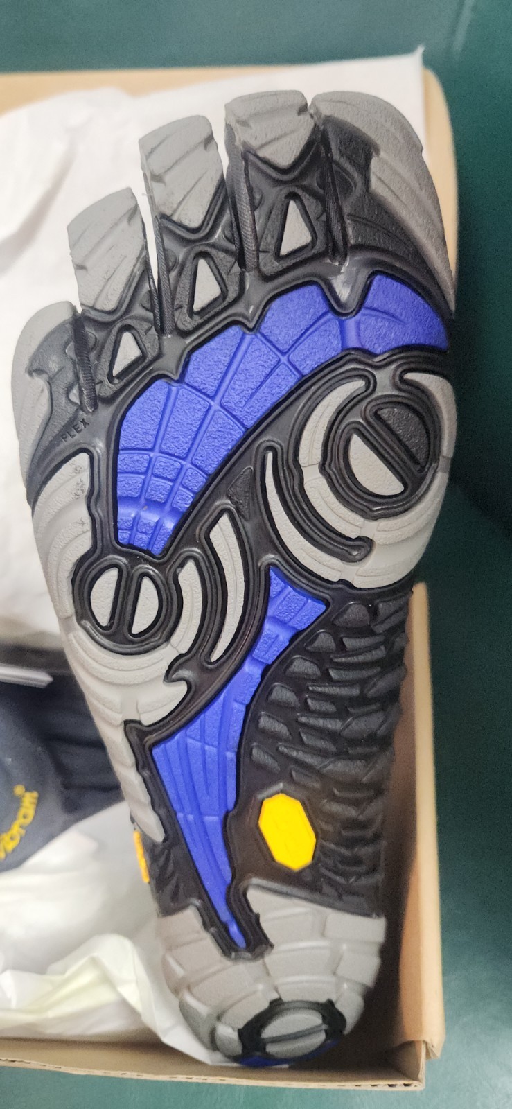 Golds Gym Limited edition Vibram Five fingers Collab NWT Men’s size 37 to 42