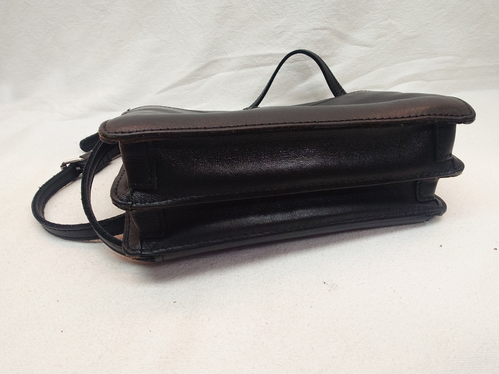 Patricia Nash Bianco Crossbody Organizer Black Zipper High Capacity
