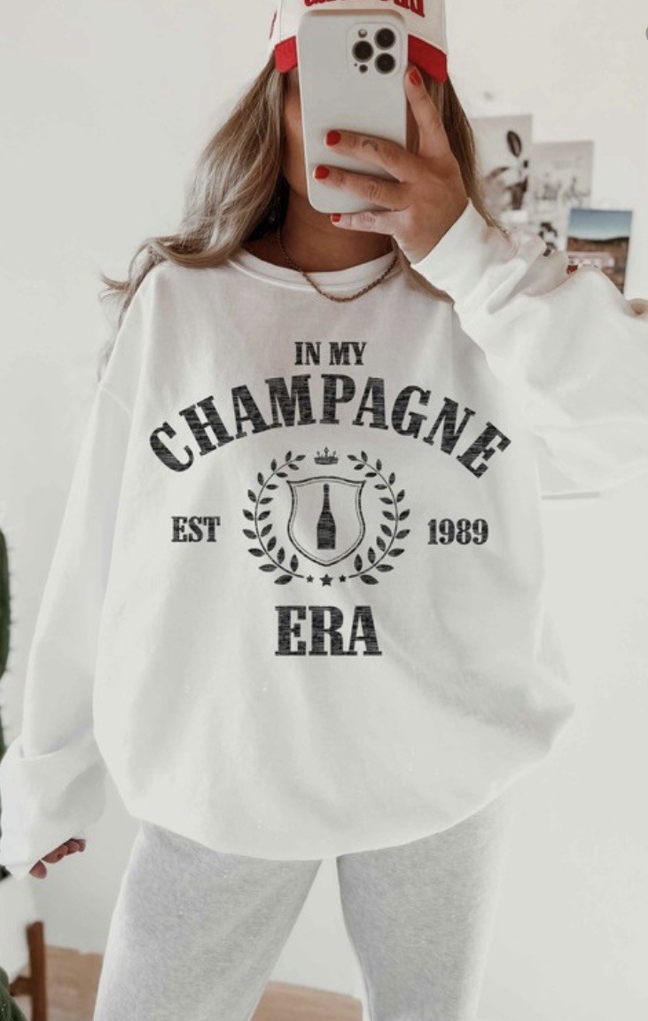 In My Champagne Era Sweatshirt White/Black S-L