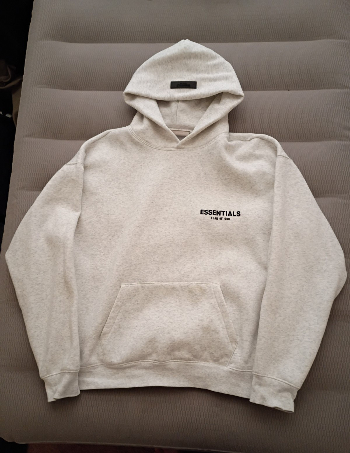 Essentials Fear of God Essentials Men’s White Pullover Hoodie Logo Pockets M