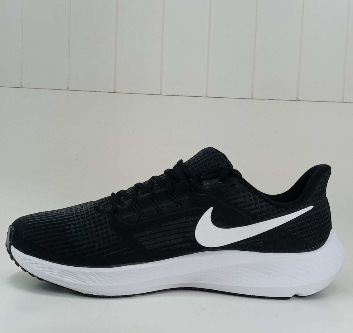 Nike Air Zoom Pegasus 39 Men Black White Running Shoe Sneaker DH4071-001 Sz 10.5