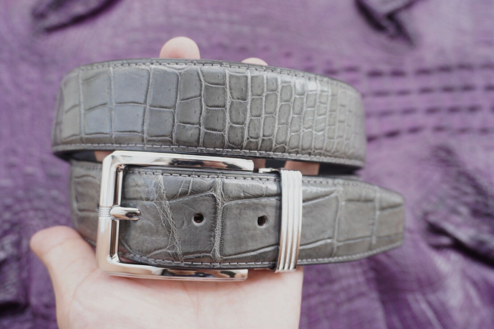 W 1.3 inch – Gray Genuine CROC Belly LEATHER Skin Men’s Belt