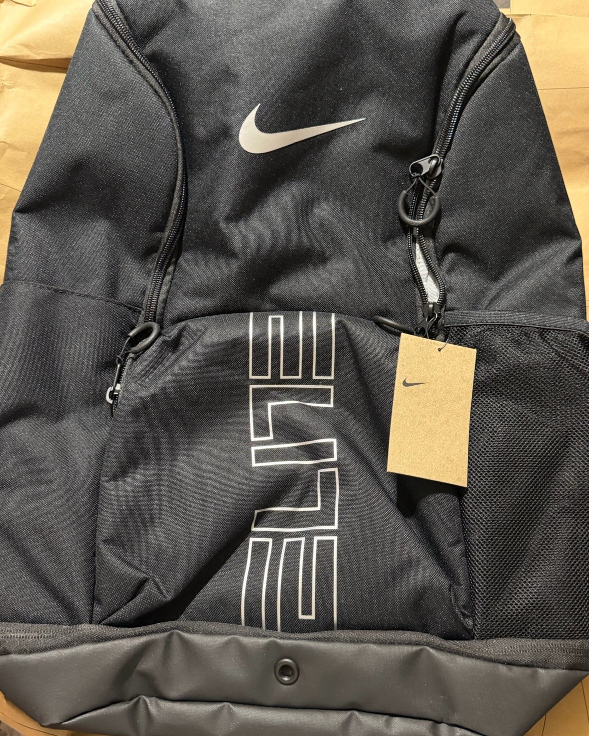 Nike Varsity Elite 32L Black School Padded Laptop Nike Backpack HM9965-010 NWT