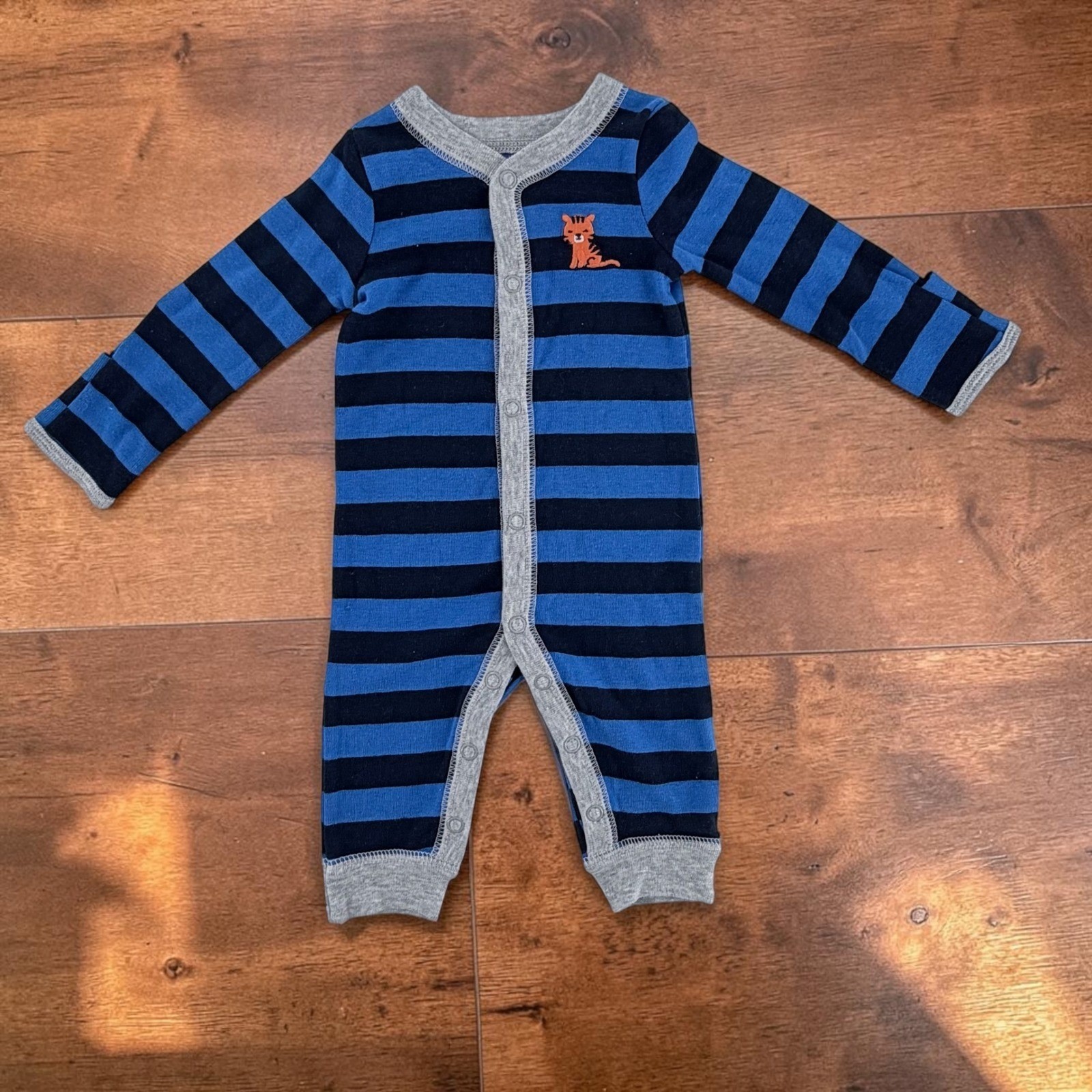 Carter’s Newborn 2-Pack Footless Snap Rompers Fold Over Mittens Animal Print