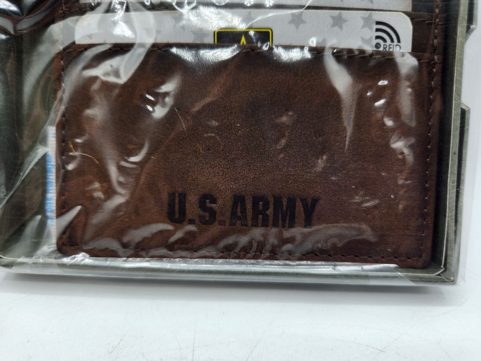 U.S. Armed Forces RFID Men’s Genuine Leather Wallet US Army