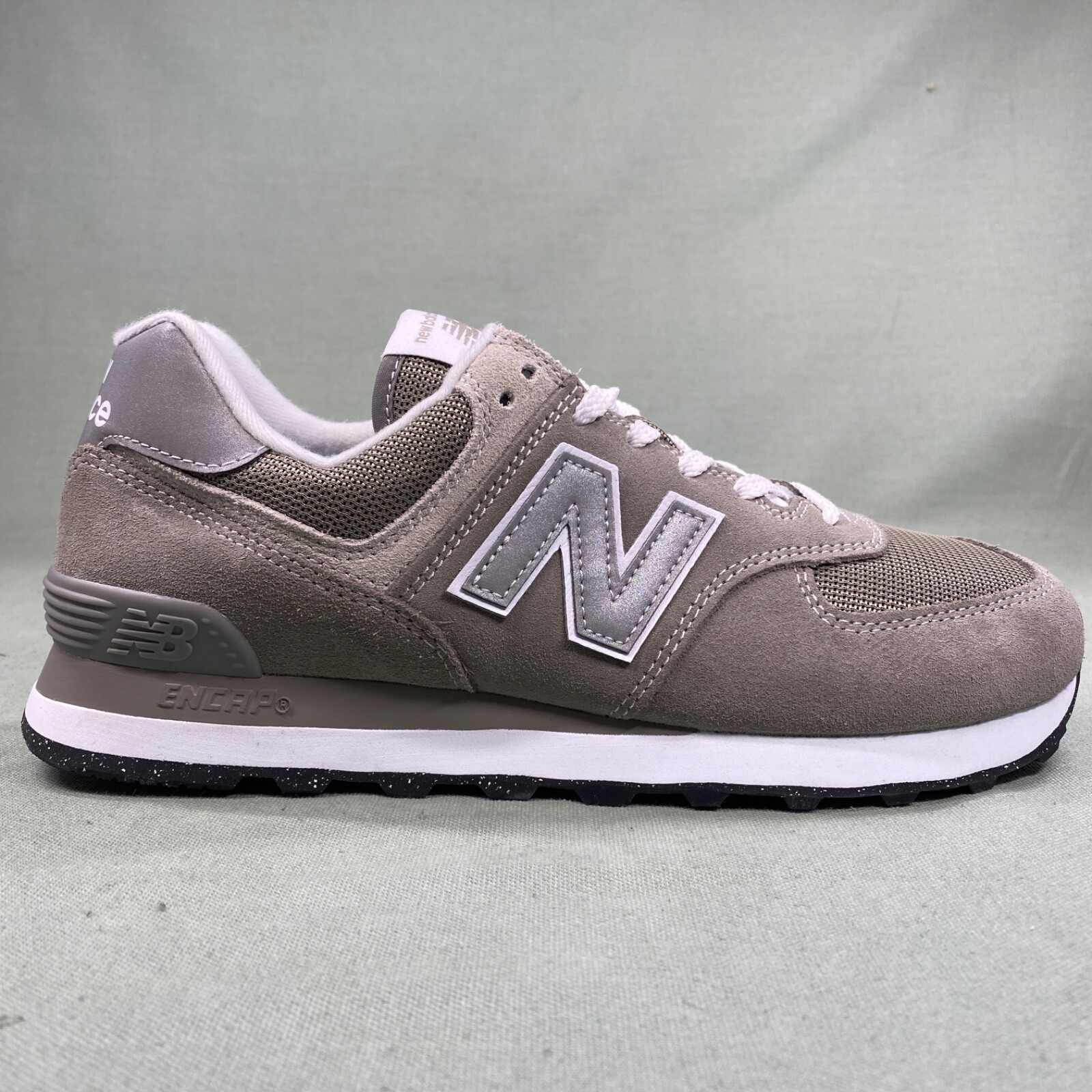 New Balance NB 574 Core Pack Grey US Size 8.5 ML574EVG Grey/White Sneaker