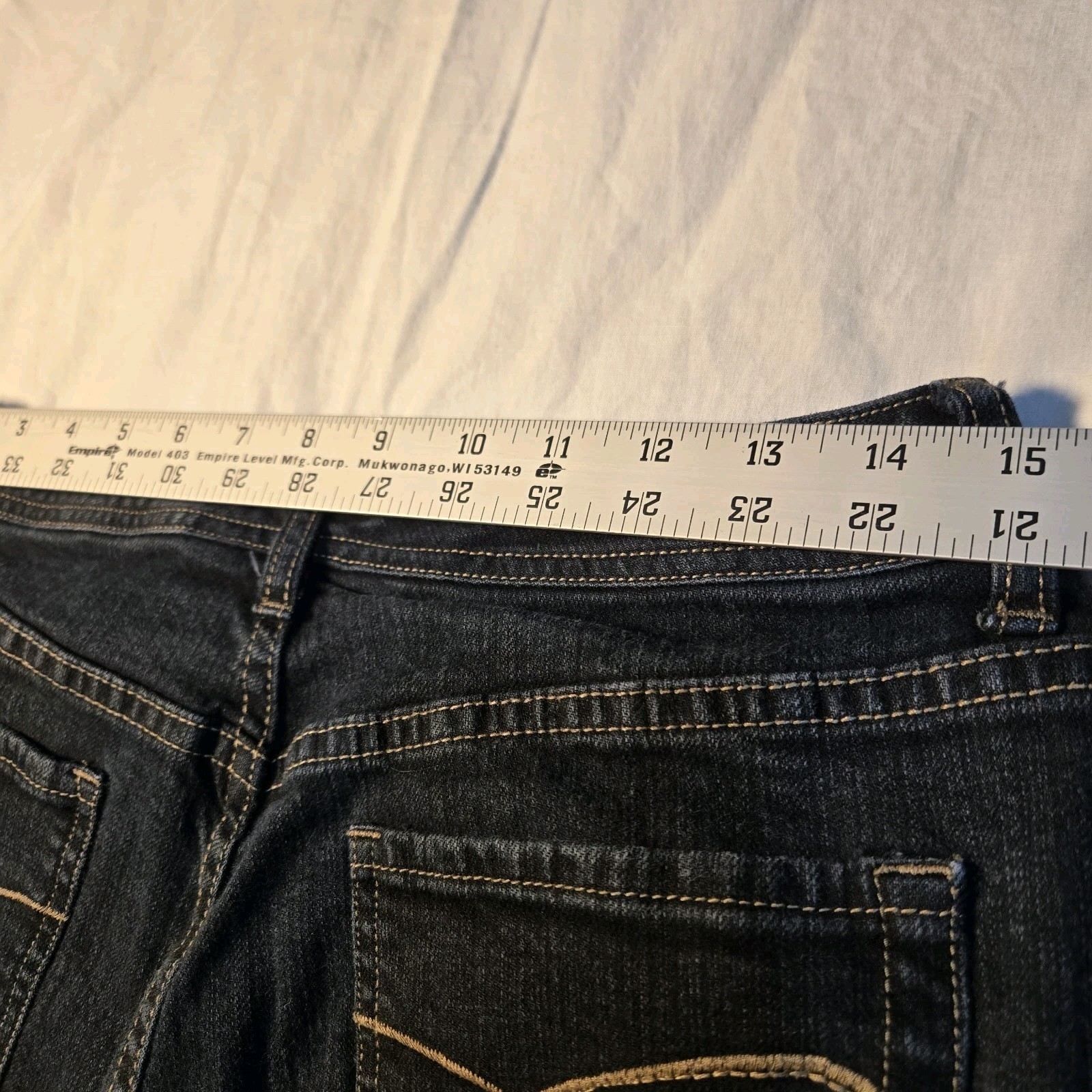 Chico’s Platinum Jeans Dark Pockets Bootcut Leg Sz 10 Short 30″ Waist (Tag 1.5)