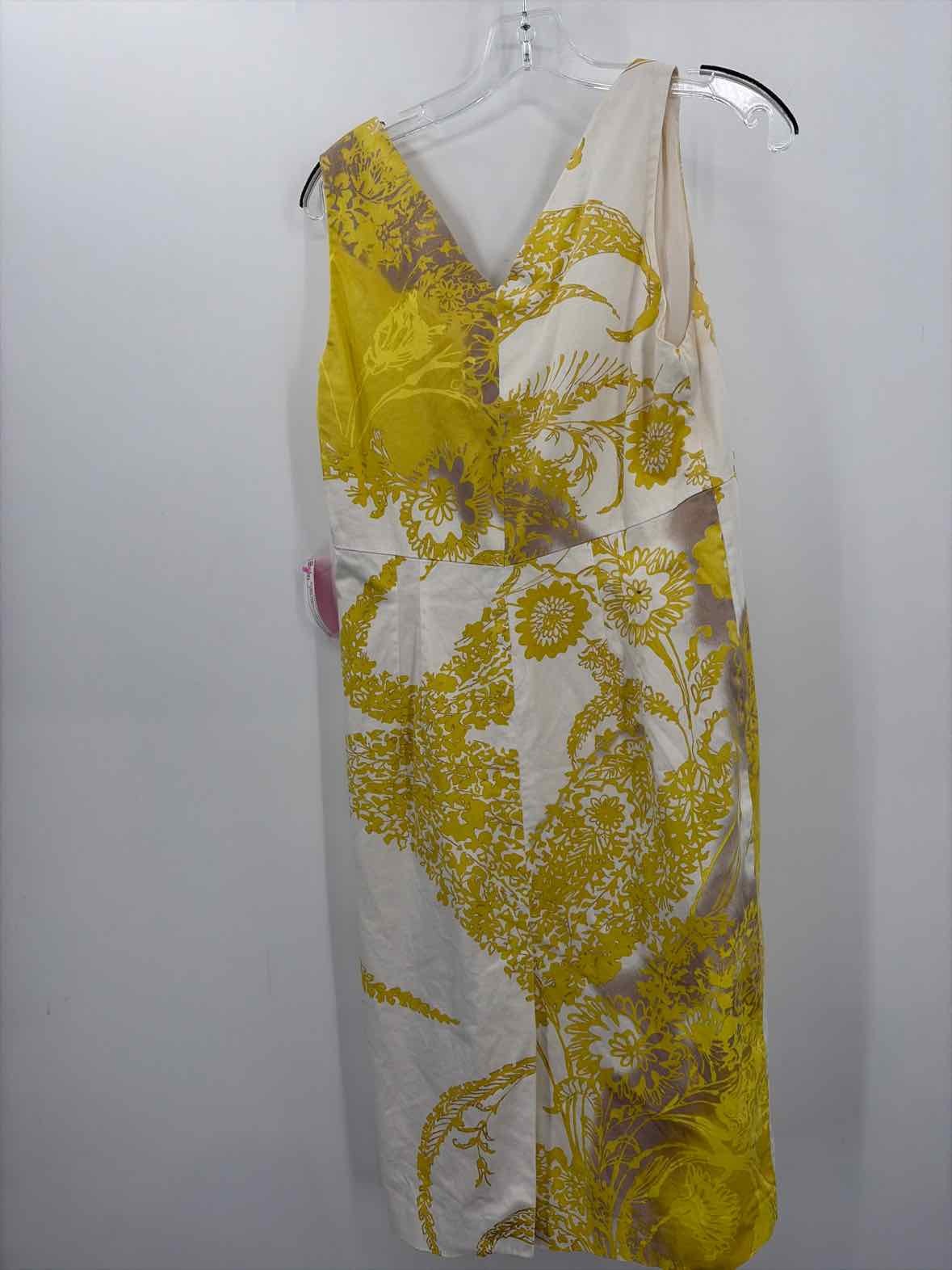 Pre-Owned Max Mara White Size 14 Midi Sleeveless Dress