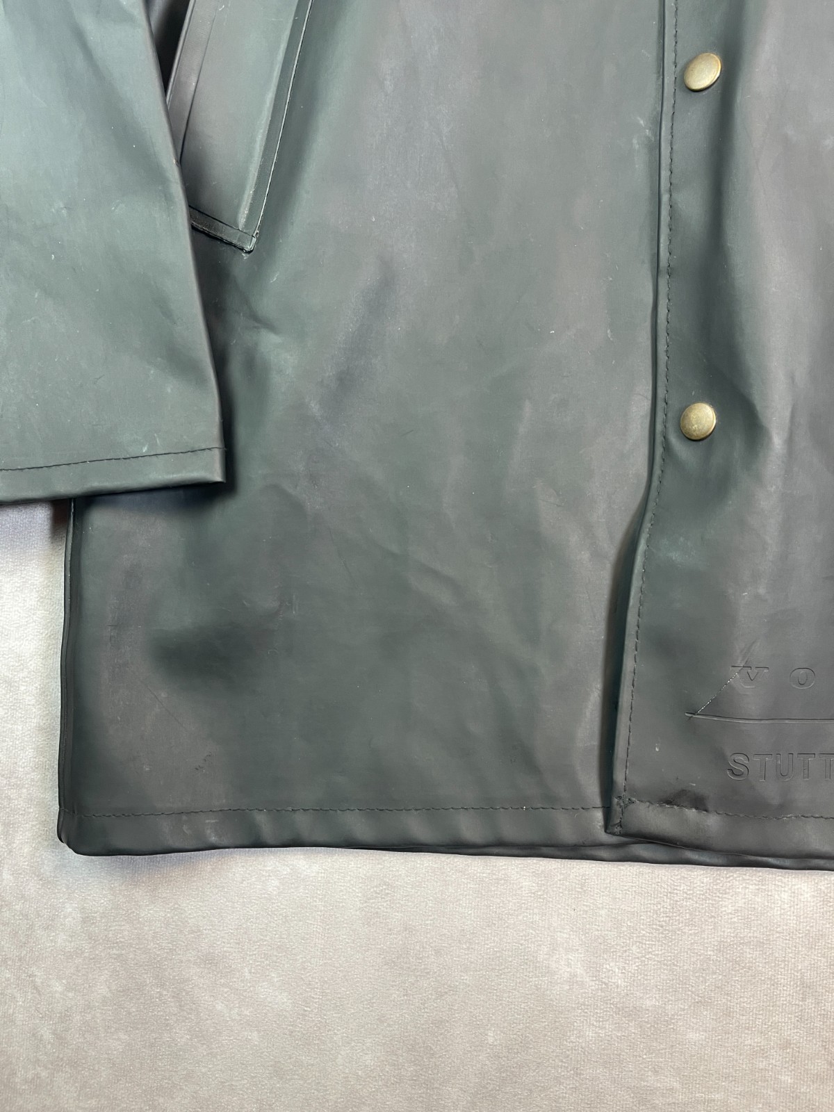 Stutterheim x Volvo Raincoat Jacket Mens Small Black Waterproof Hooded Limited