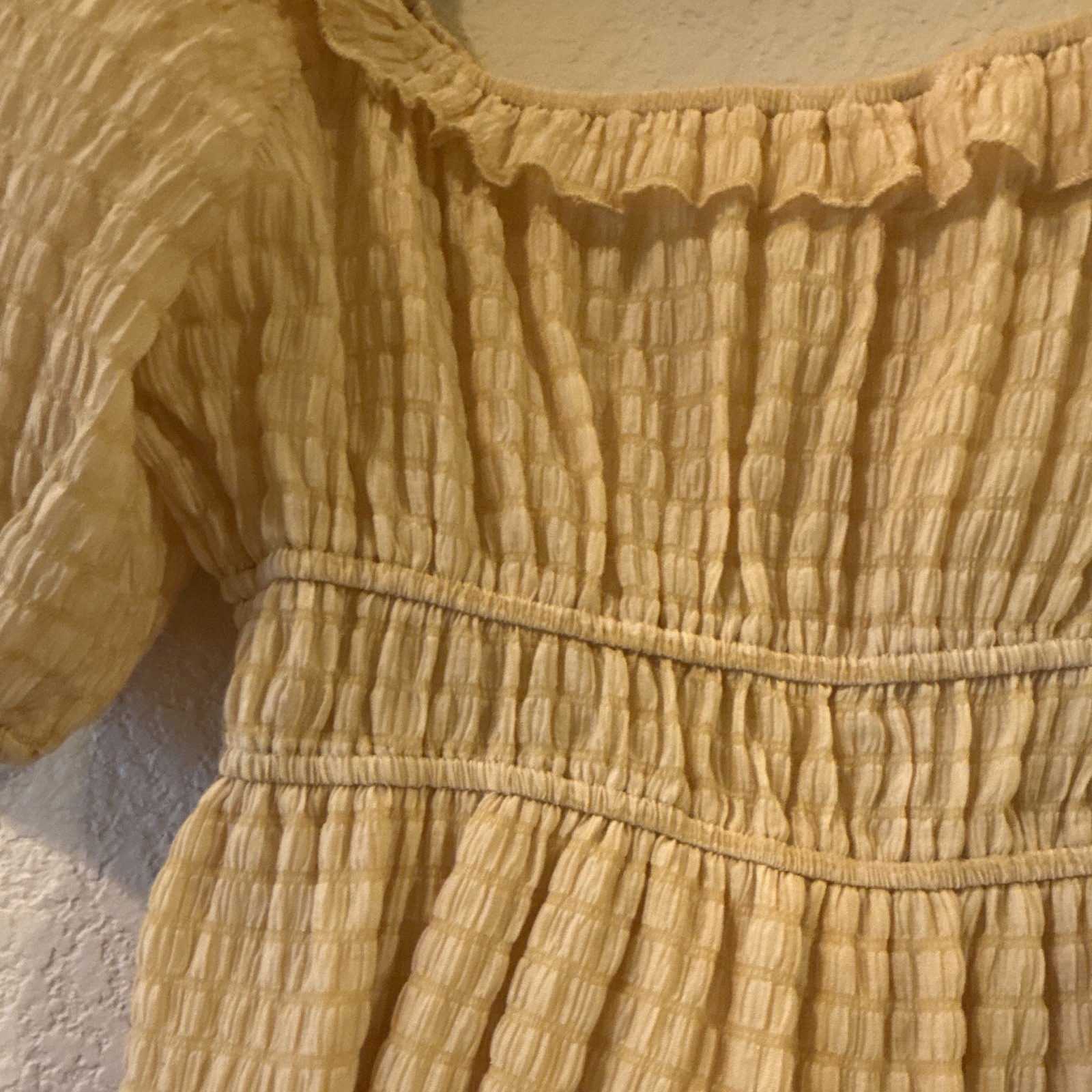 Lush Yellow Solid Blouse Puff Short Sleeve Square Neck Ruffle Stretch Size M