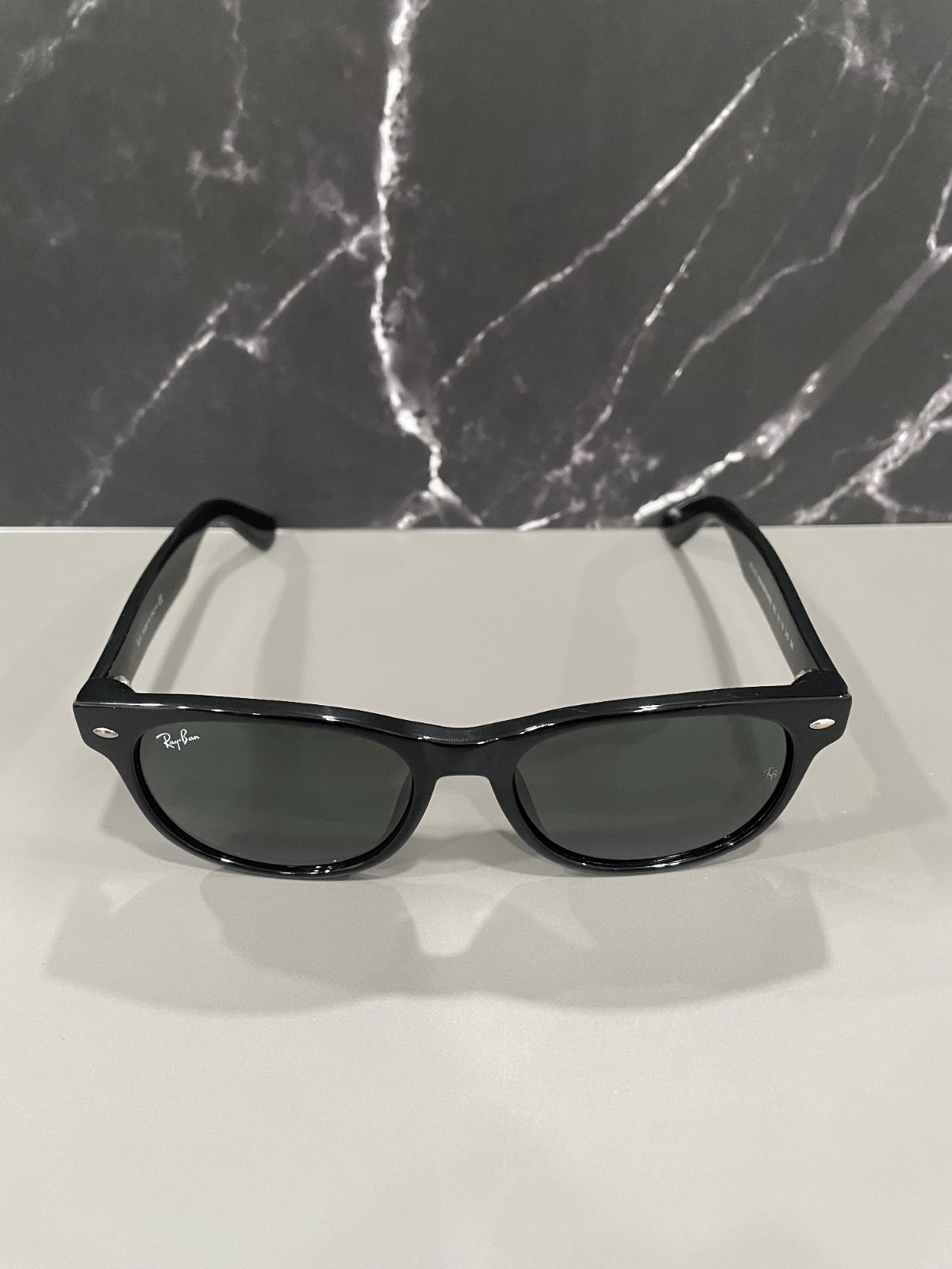 Ray-Ban RB2140 901 50-22 Wayfarer Green Lenses Unisex Classic Sunglasses – Black