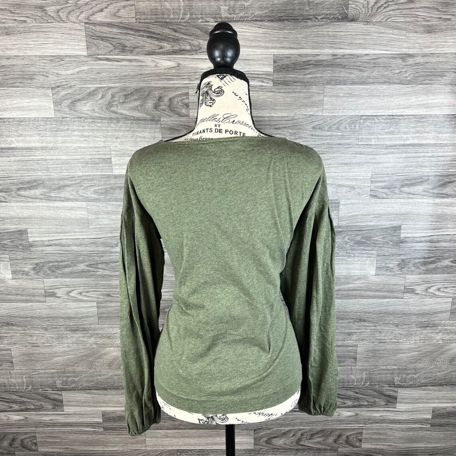 BANANA REPUBLIC Women’s Green Long Sleeve Shirt Size Small Reguar