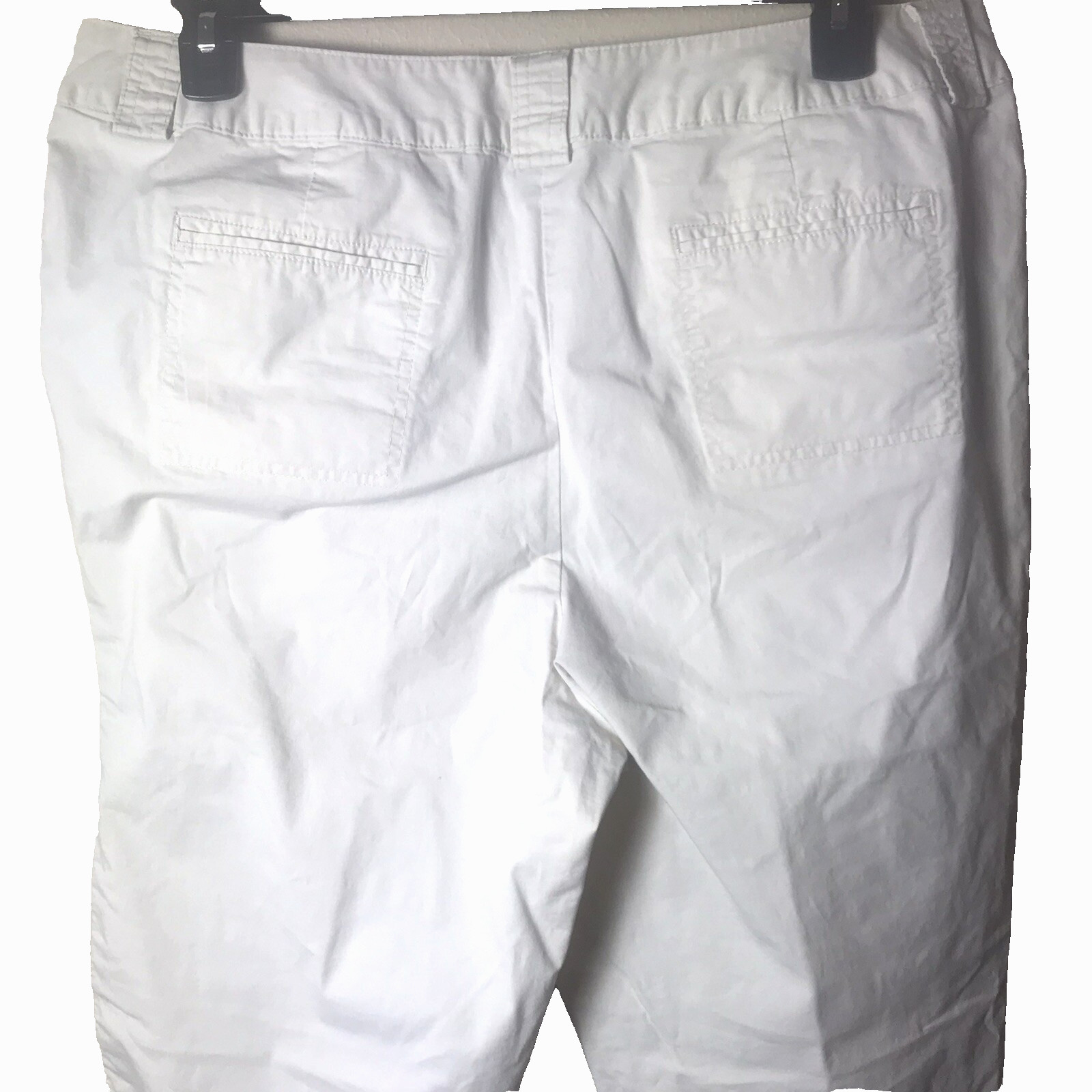 A.N.A Women’s Off-White High Rise Bermuda Shorts Back Pockets Size 20W