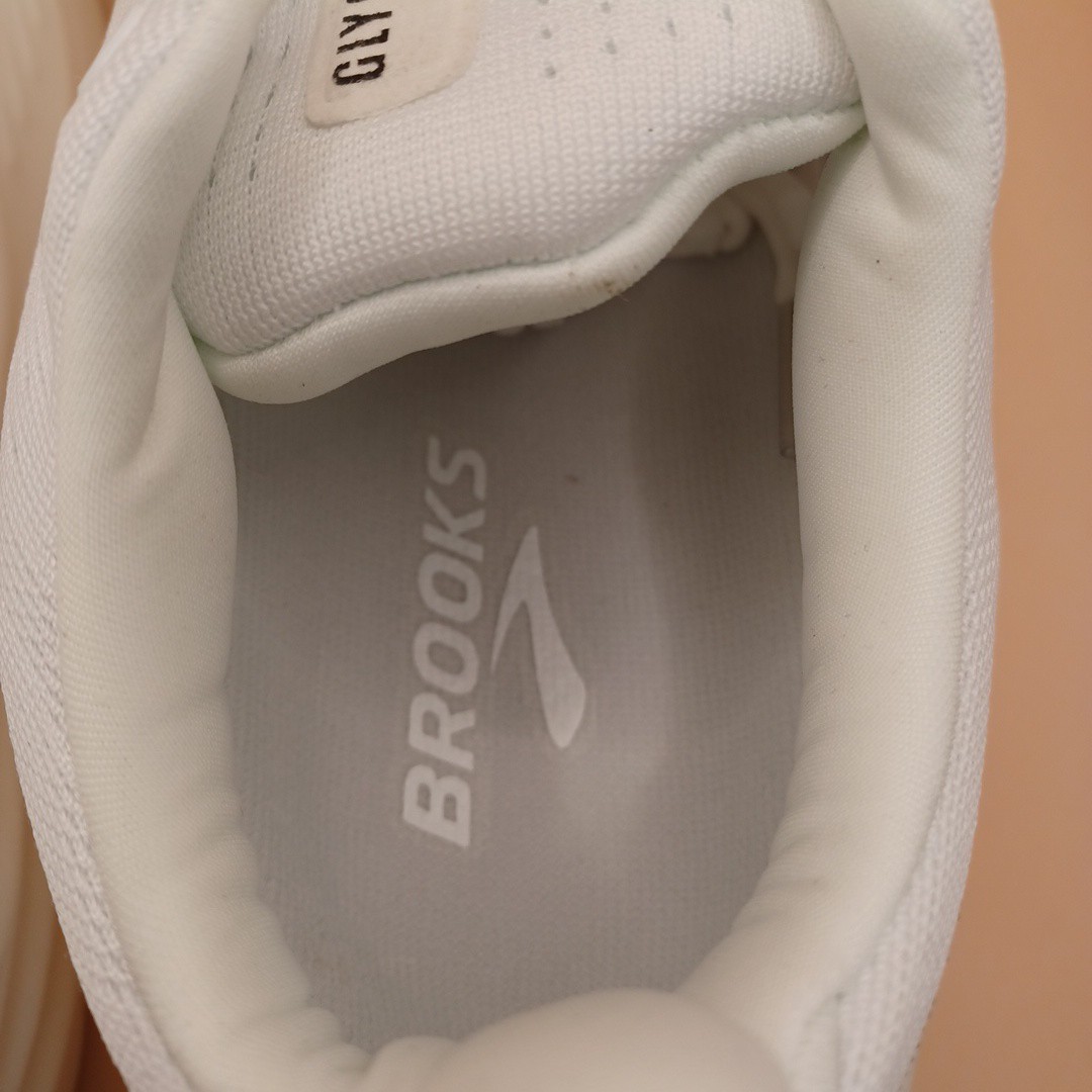 Brooks Glycerin Max Running Shoes-White Women Size 6.5 US