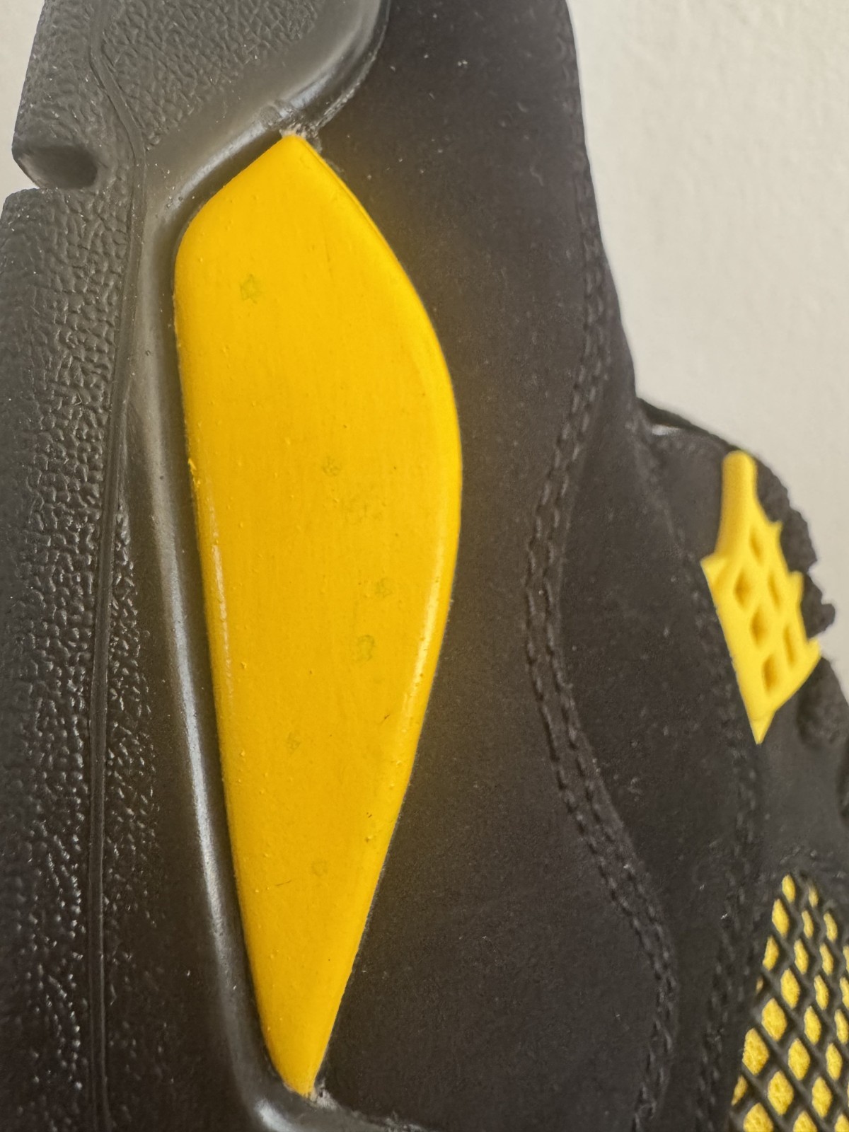 Size 10.5 – Jordan 4 Retro Mid Thunder