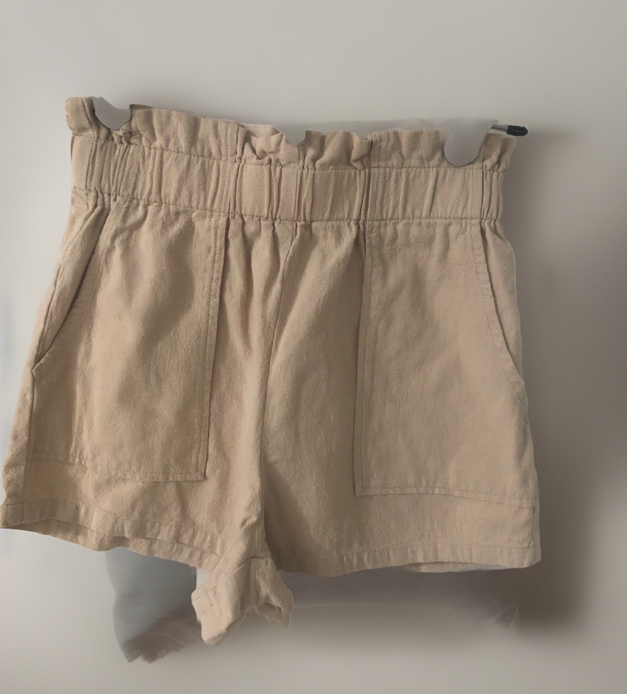 Women’s Shorts S/M Tan Cotton Wide Elastic Waist Pockets Waist 26-30” Hip 38”