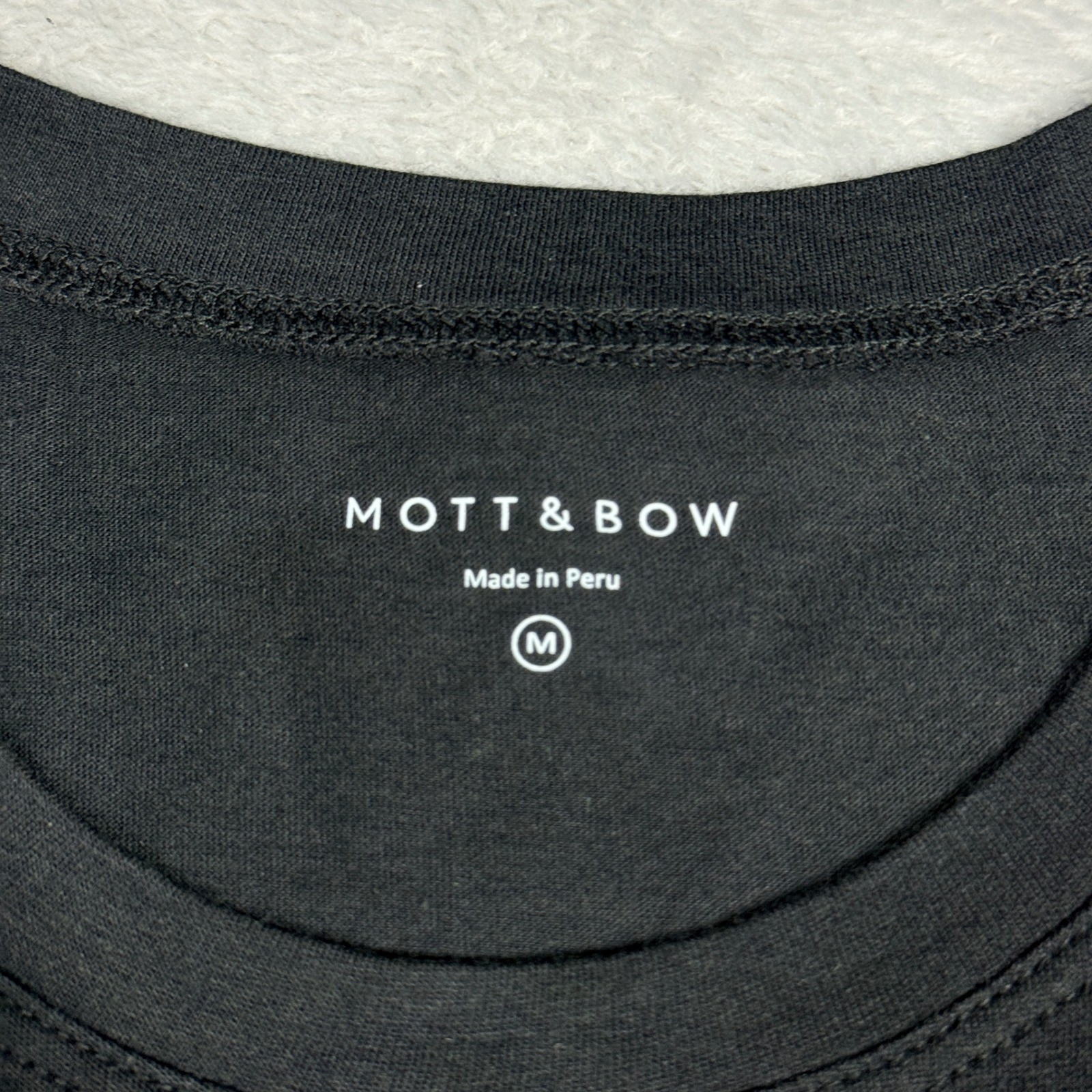 Mott & Bow Fitted Crew Marcy T-Shirt Women Size M Black Pima Cotton Modal