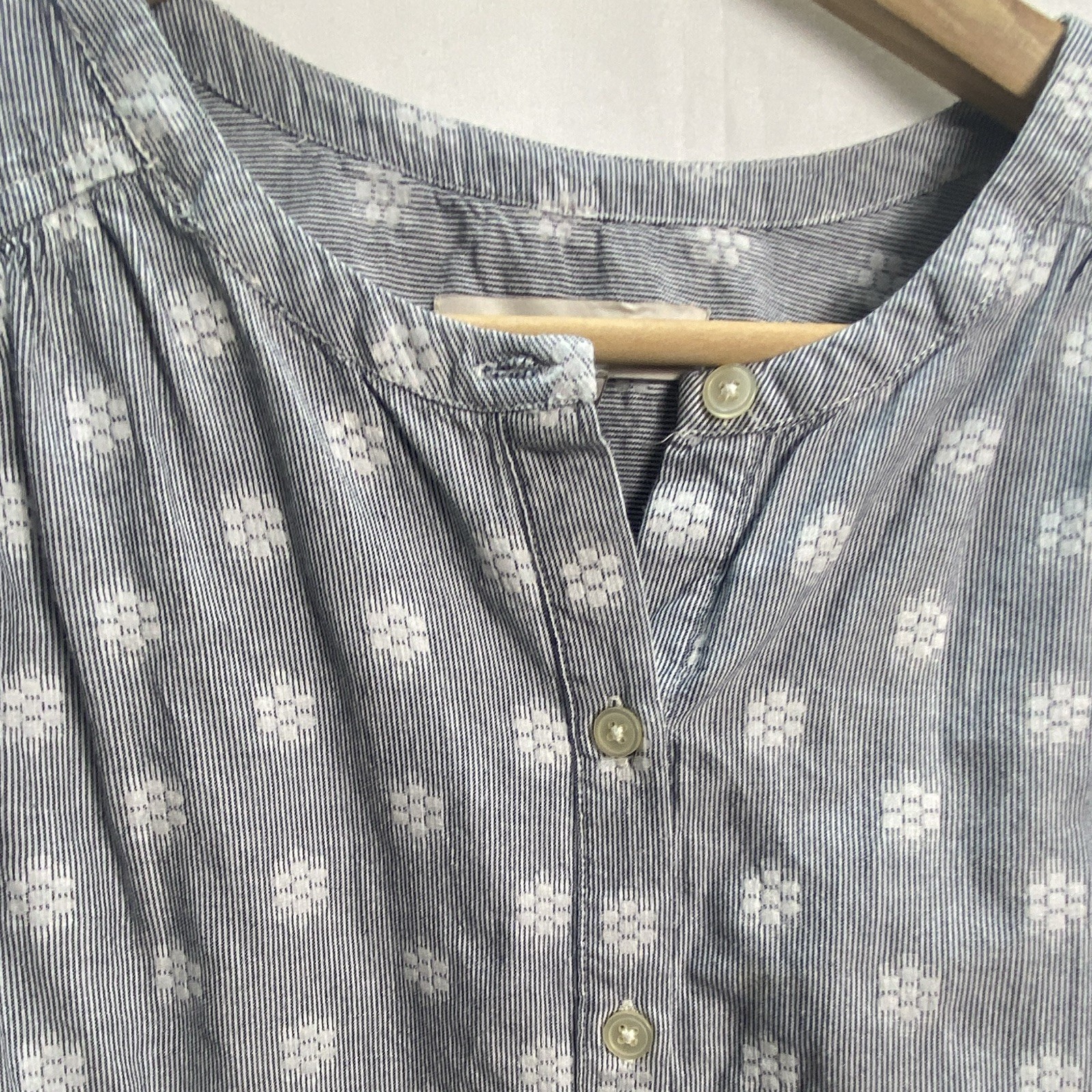 LOFT Women’s Blue White Floral Woven Cotton Pleated Button Front Blouse S