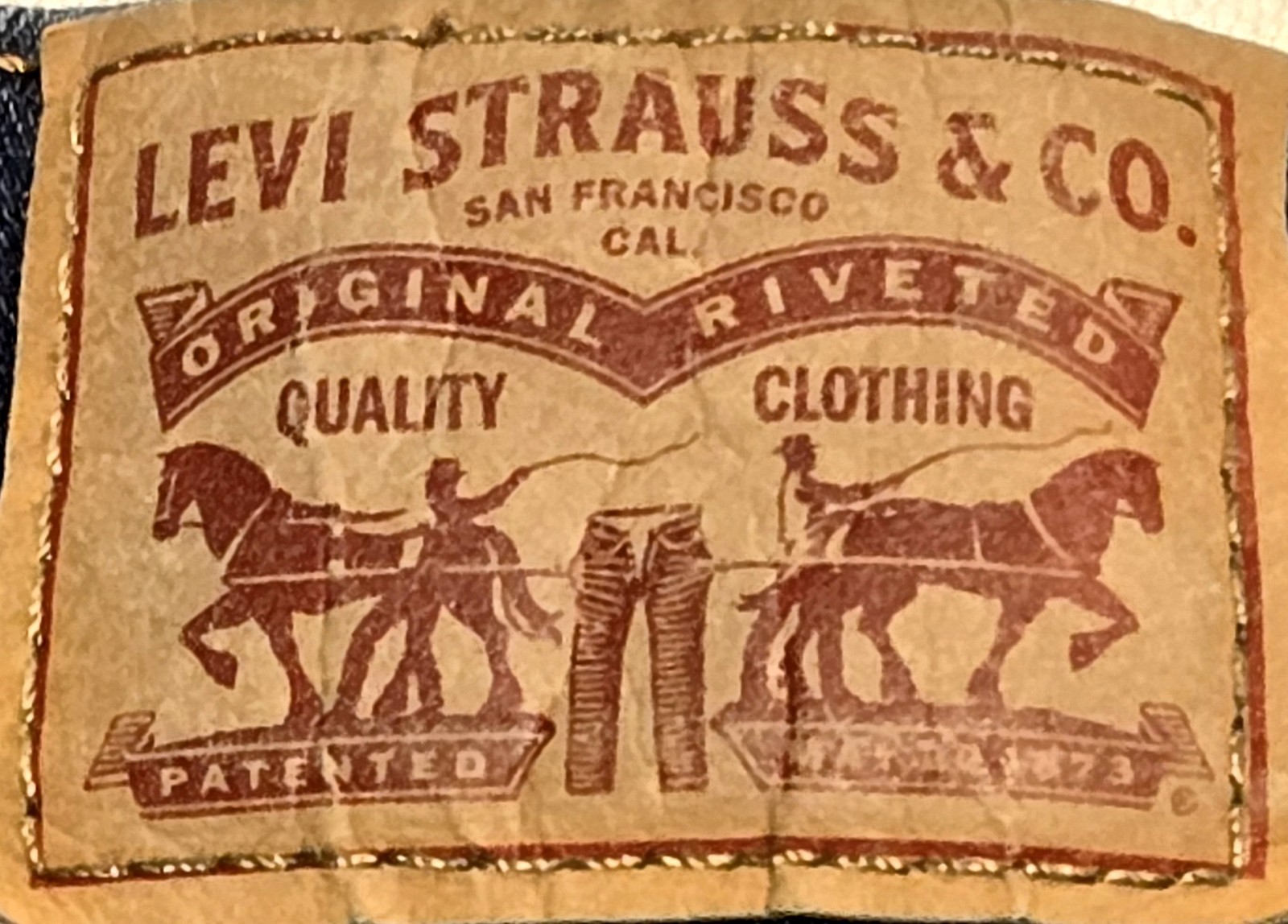 Levi’s 315 Shaping Mid-Rise Bootcut Blue Denim Jeans Women’s Size 28 X 32