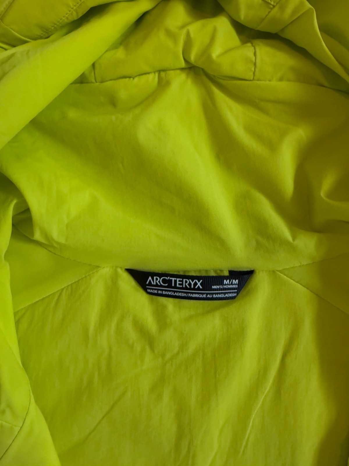 Arc’teryx Atom SL Hoody – Men’s Medium – Euphoria Color