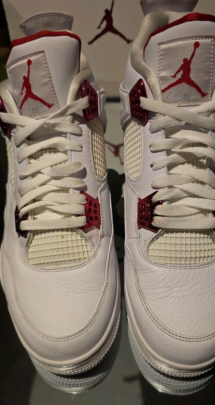 Air Jordan 4 Retro “Metallic Red” (2020) in US Size 15. OG BOX / 9.2/10