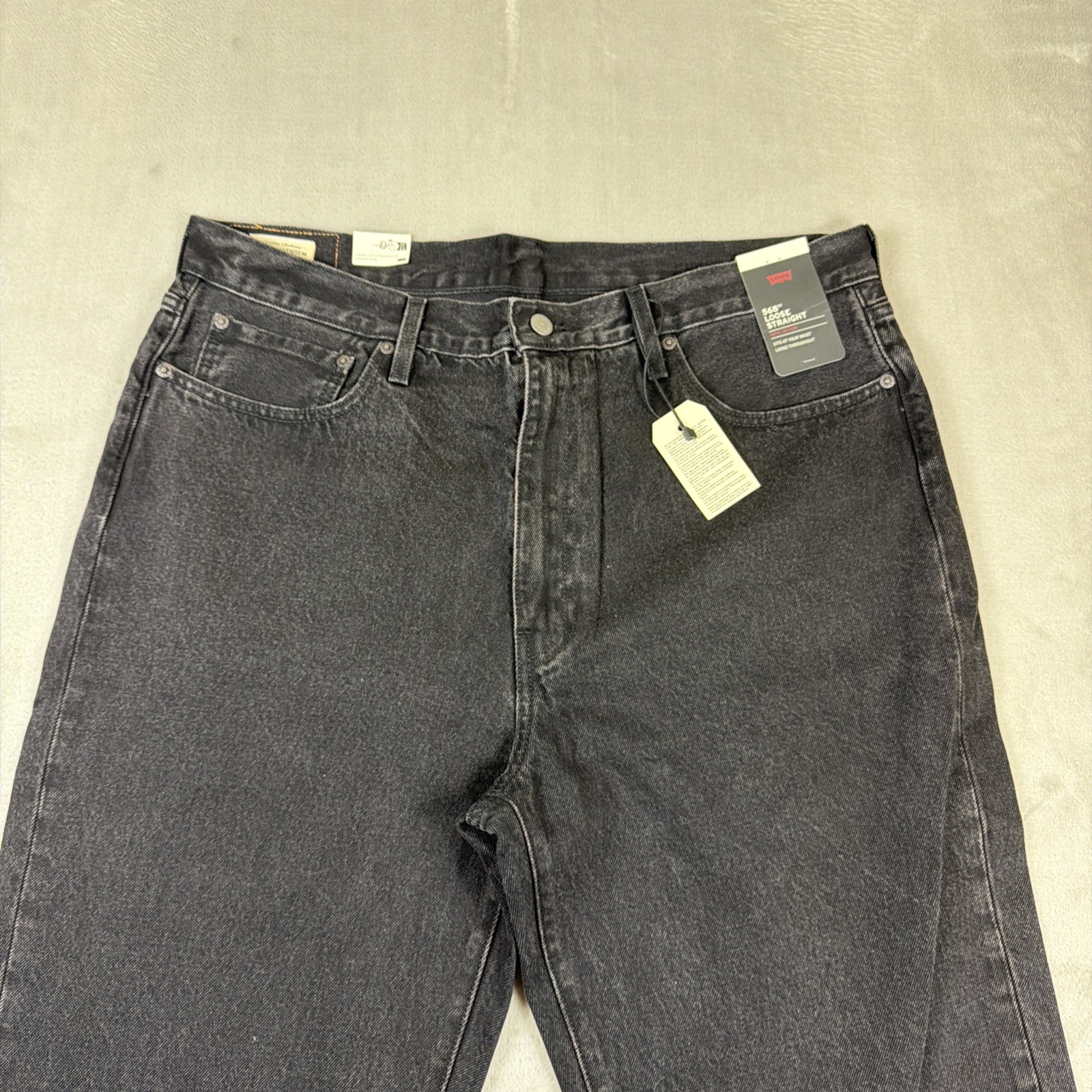 Levi’s 568 Premium Jeans Men’s Size 38×32 Loose Straight Black Denim Cotton