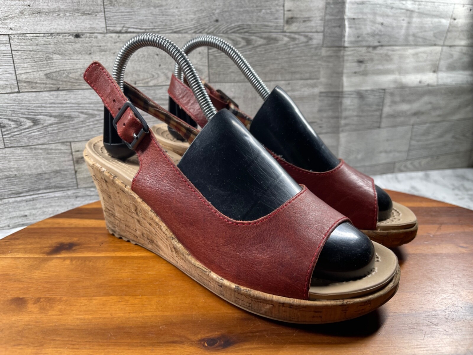 Crocs Leigh Sandals Women 9M Shoes Red Leather Wedge slip On Cork Heel Slingback