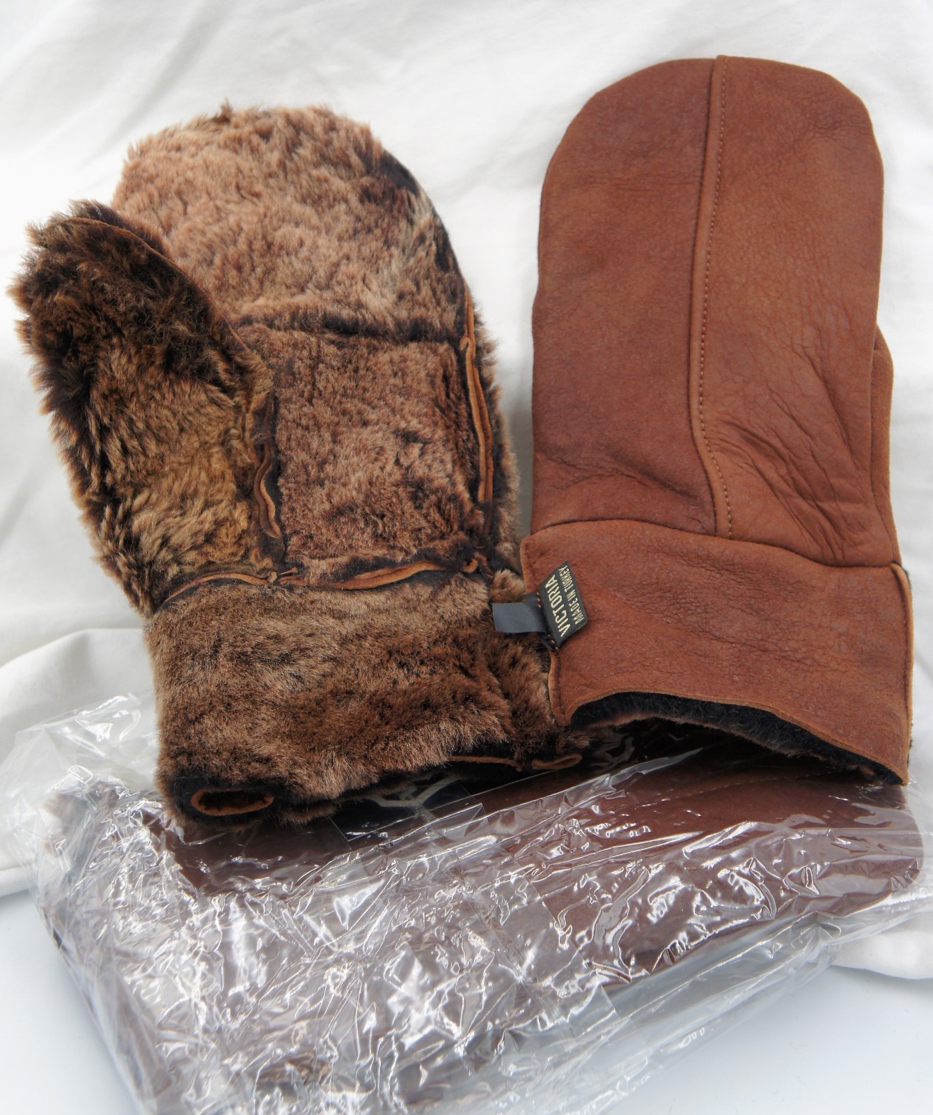 REAL GENUINE SHEEPSKIN SHEARLING LEATHER MITTENS UNISEX, AGED COGNAC BROWN S-2XL