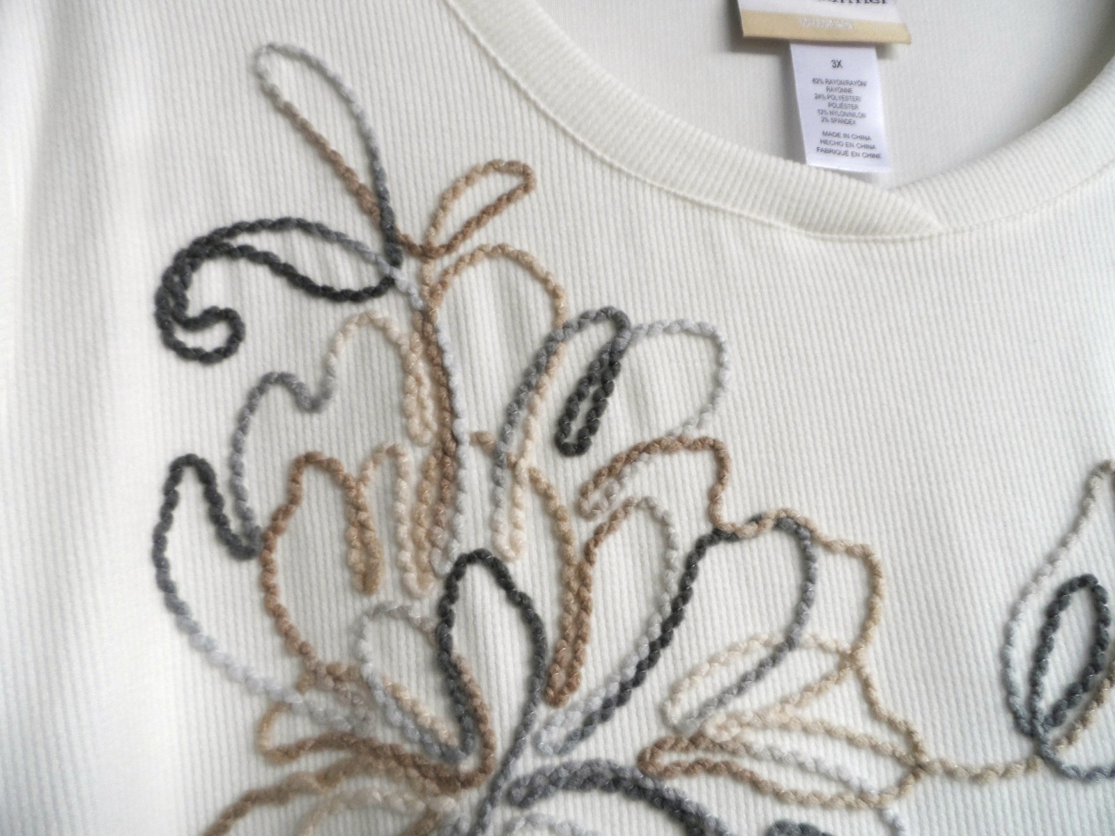 NWT ALFRED DUNNER SWIRLY SOUTACHE NEUTRAL EMROIDERY TRIMS SOFT KNIT TOP 3X $68