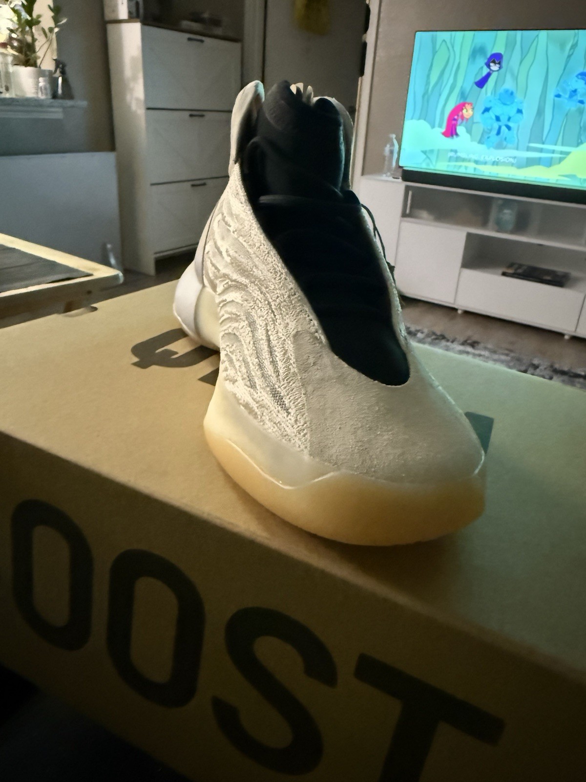 adidas Yeezy QNTM Sea Teal Mid-Top Lace Up Men’s Sneaker GY7926