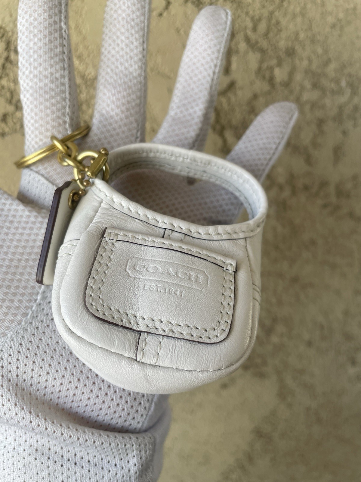COACH, Legacy, Ergo Vintage Keychain- White, Y2K
