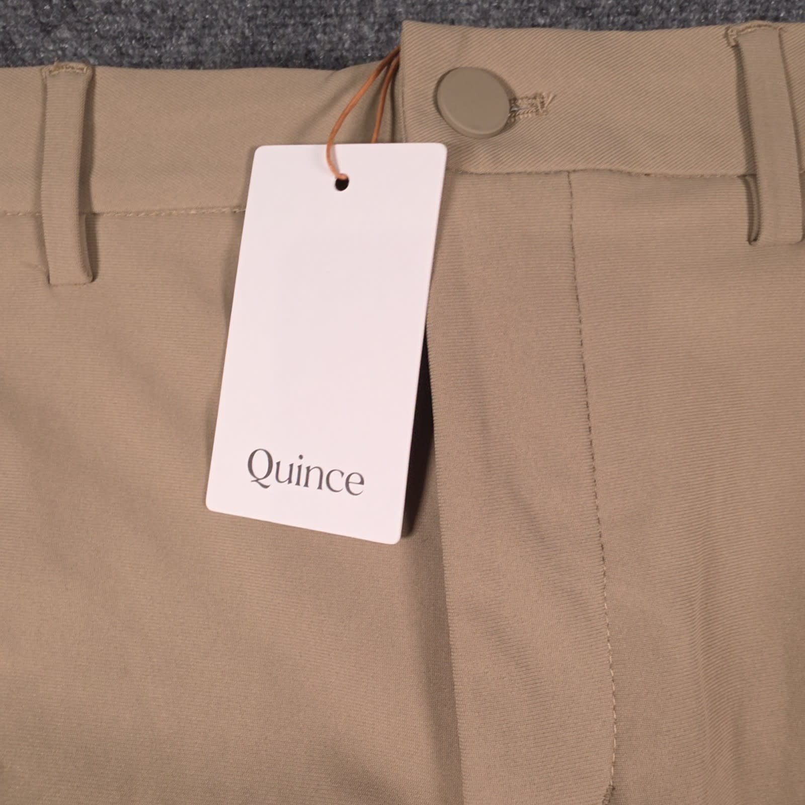 NWT Quince Performance Stretch Technical Dress Pants Mens 32×32 Sand Dune Golf