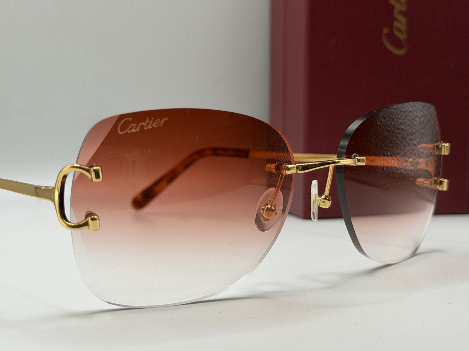 Cartier Rimless Square Gradient Red Unisex Sunglasses Gold Metal Frame CT00920