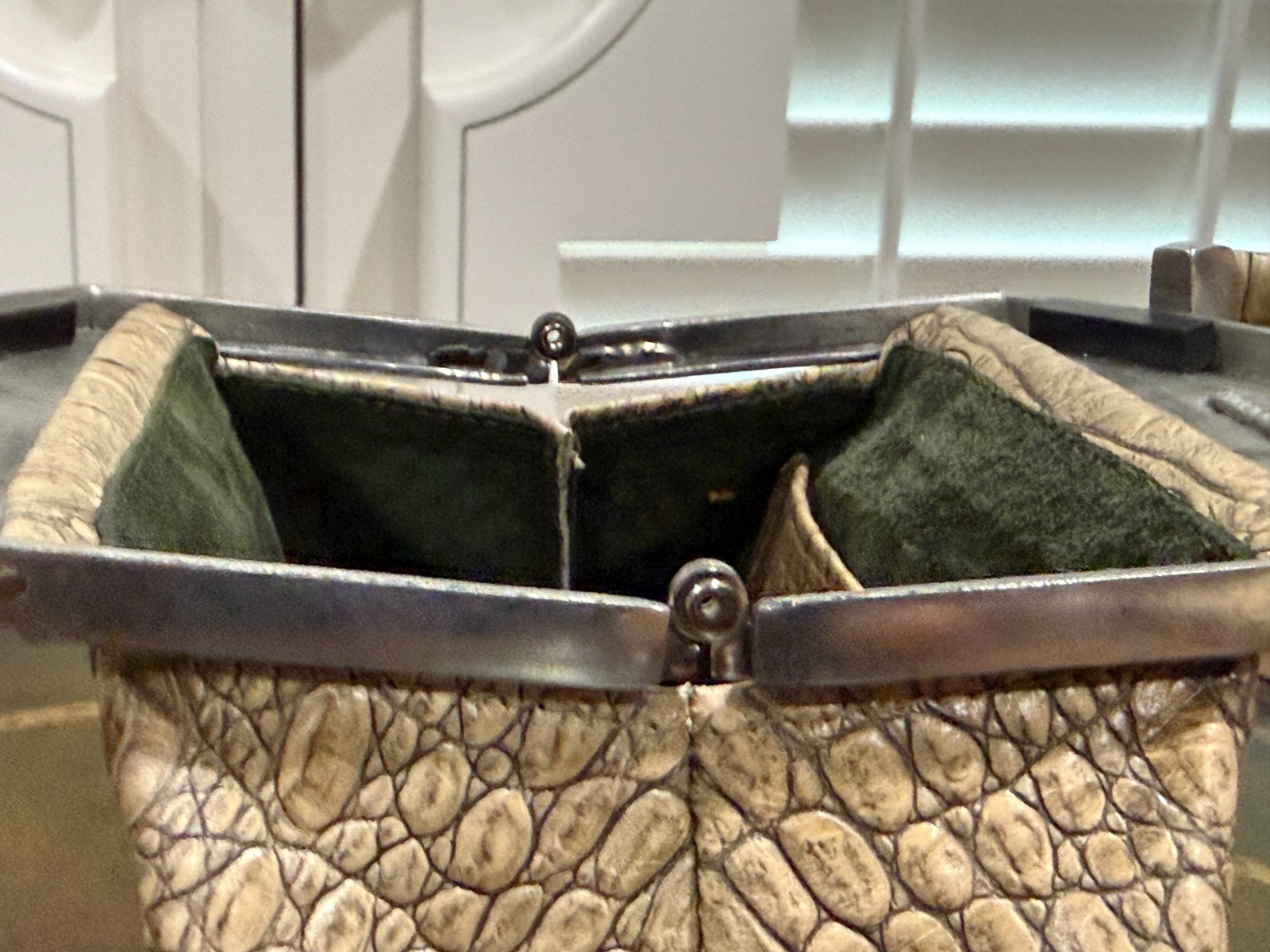Excellent Unused Vintage MOULIN ROUGE HANDBAG by Designer JAMES CULVER