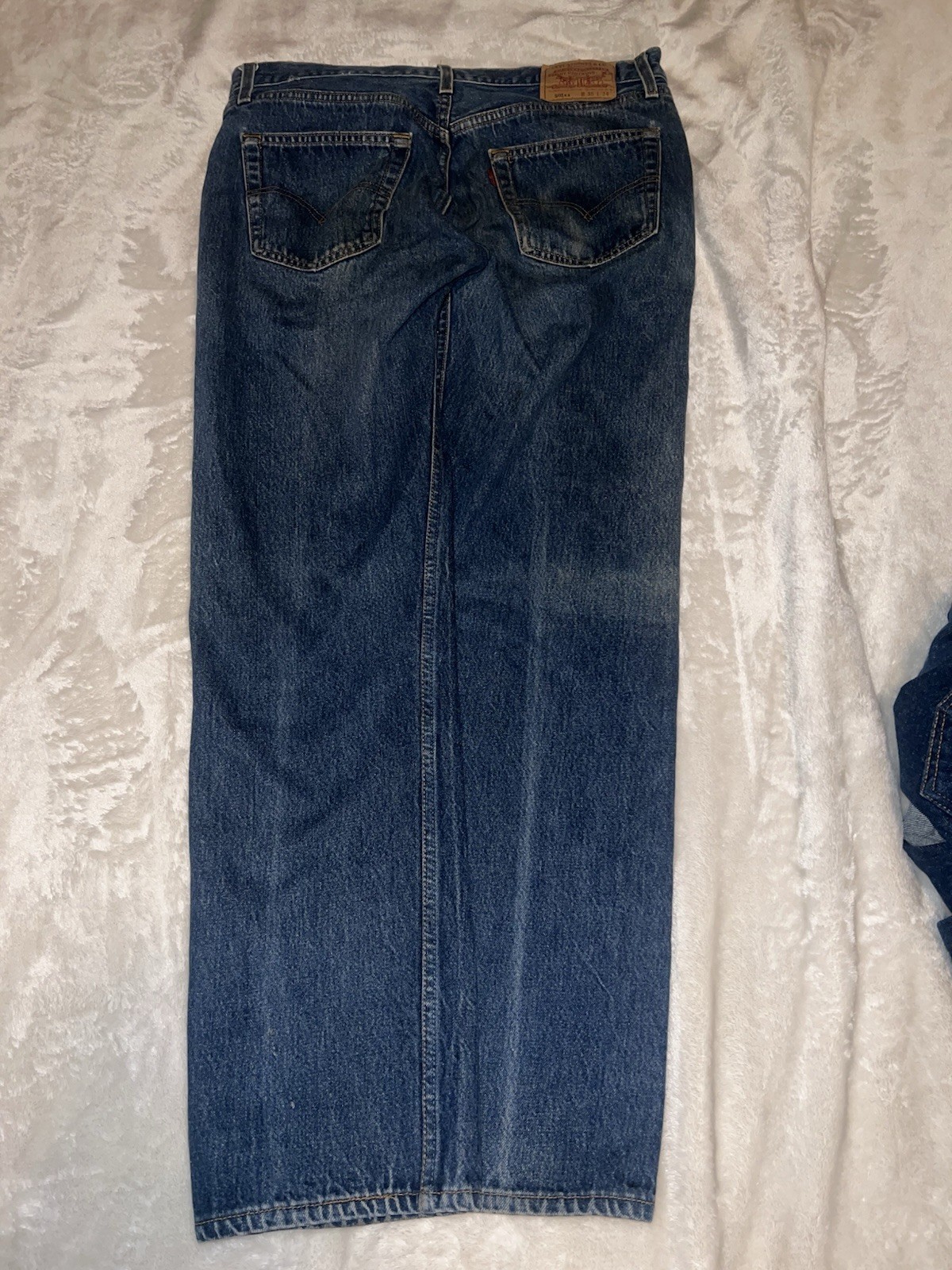 Levi’s 501 Series Men’s Blue Medium Wash Denim Jeans Straight Button Fly