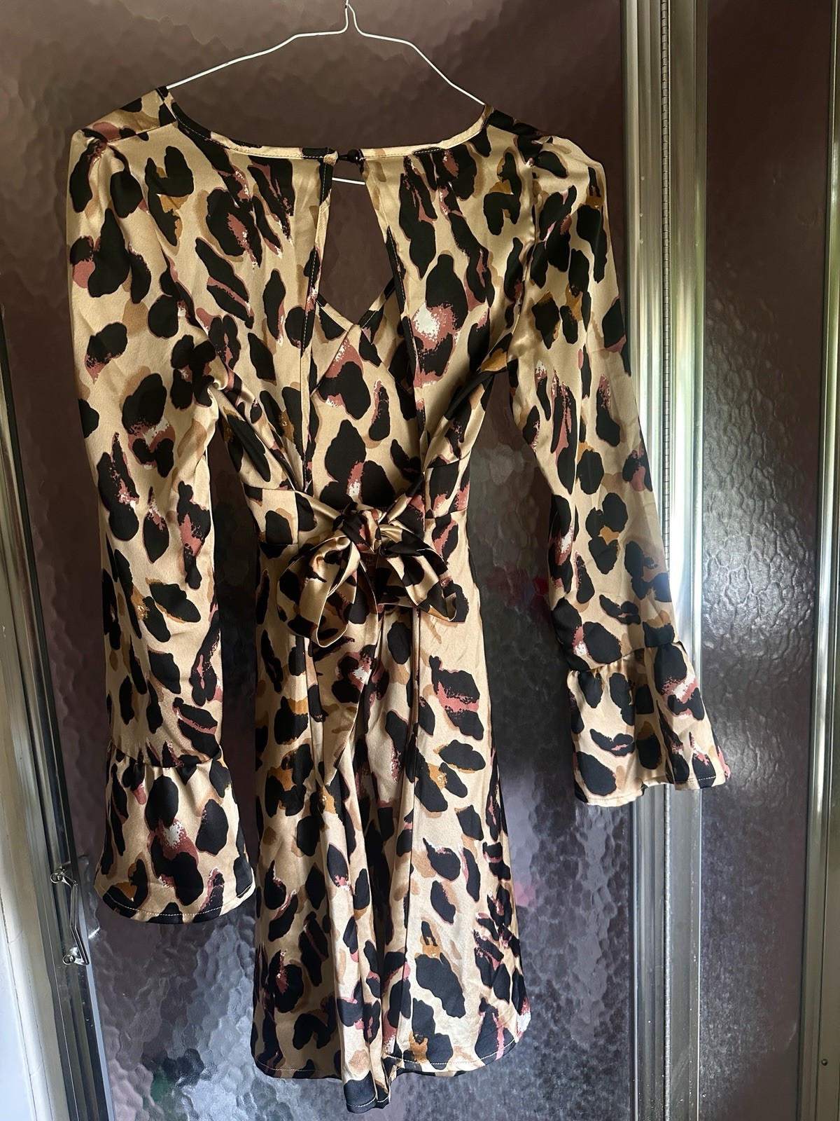 Blush Mark XS Beige Leopard Animal Print V-Neck Open Back Tie Ruffle Mini Dress