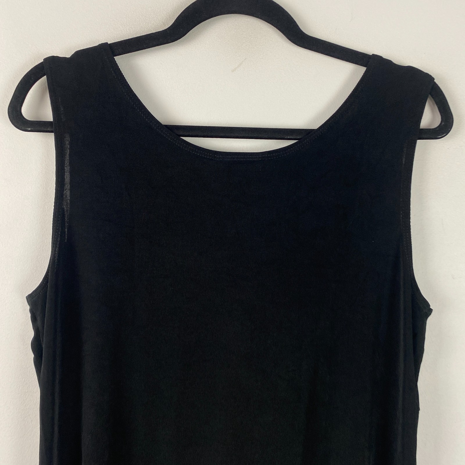 Chicos Travelers Twist Front V Neck Tank Top Size 2 US Large Slinky Knit Black