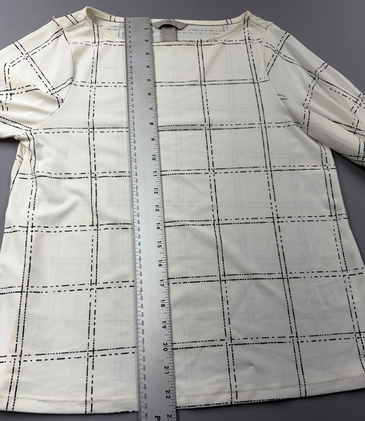 H&M Womens Small Blouse White Black Grid Check 3/4 Sleeve Minimalist Top