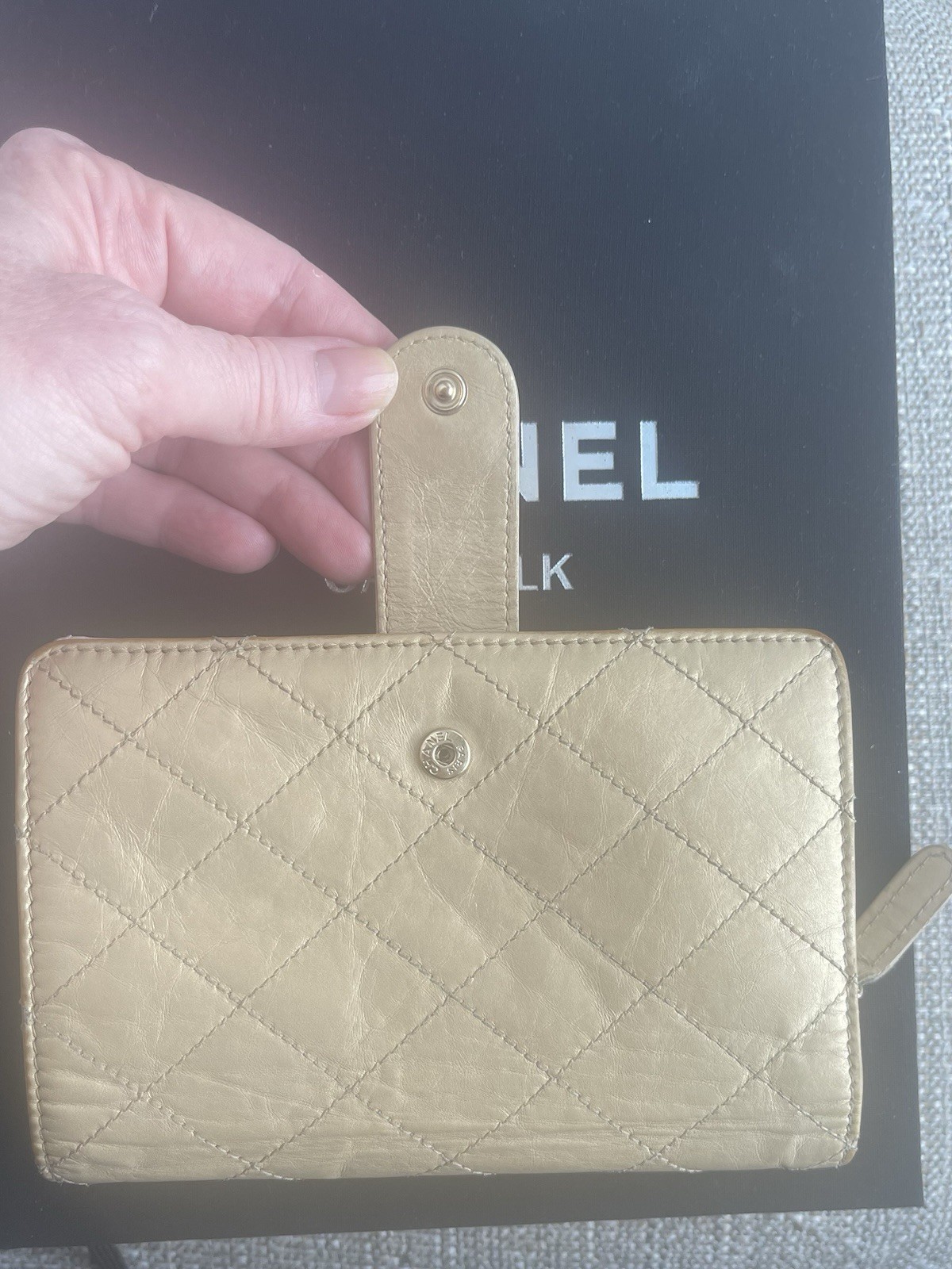 CHANEL Quilted Bifold Wallet CC Logo Snap Tab Zip Coin Pocket Gold Pink