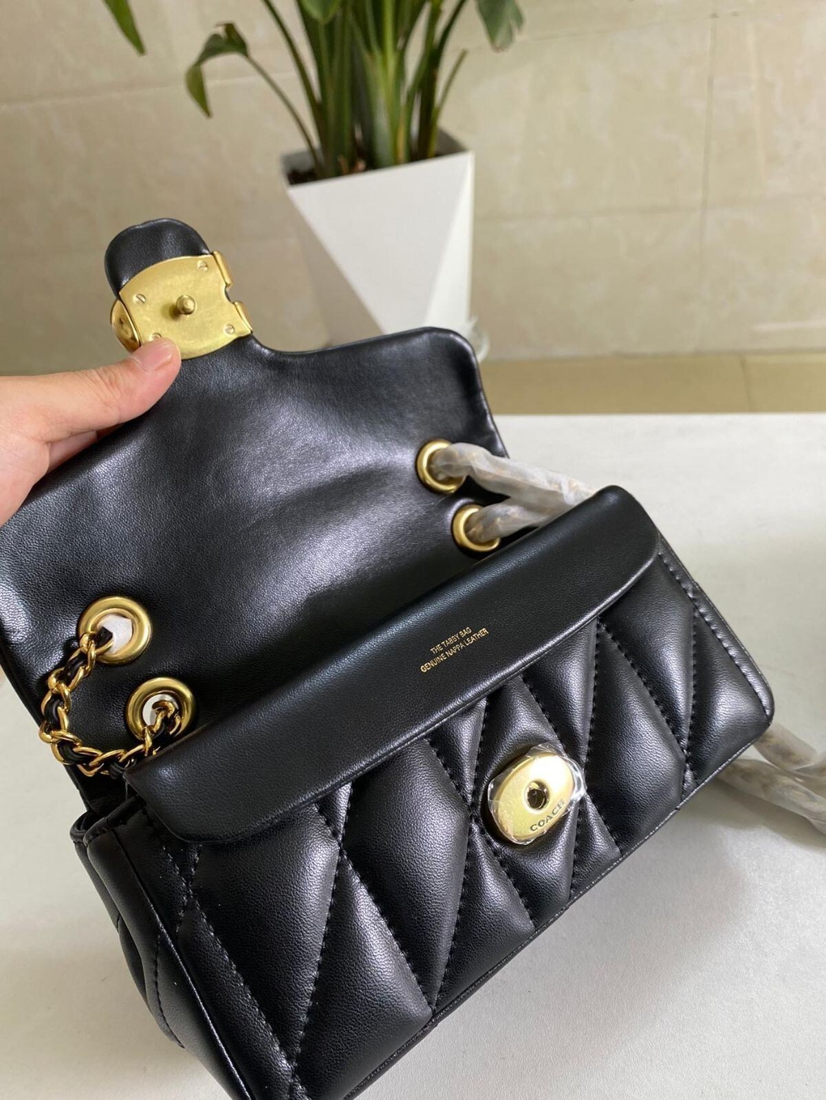COACH CP149 Black Tabby Shoulder Bag 20 Quilting Gold Outlet NEW