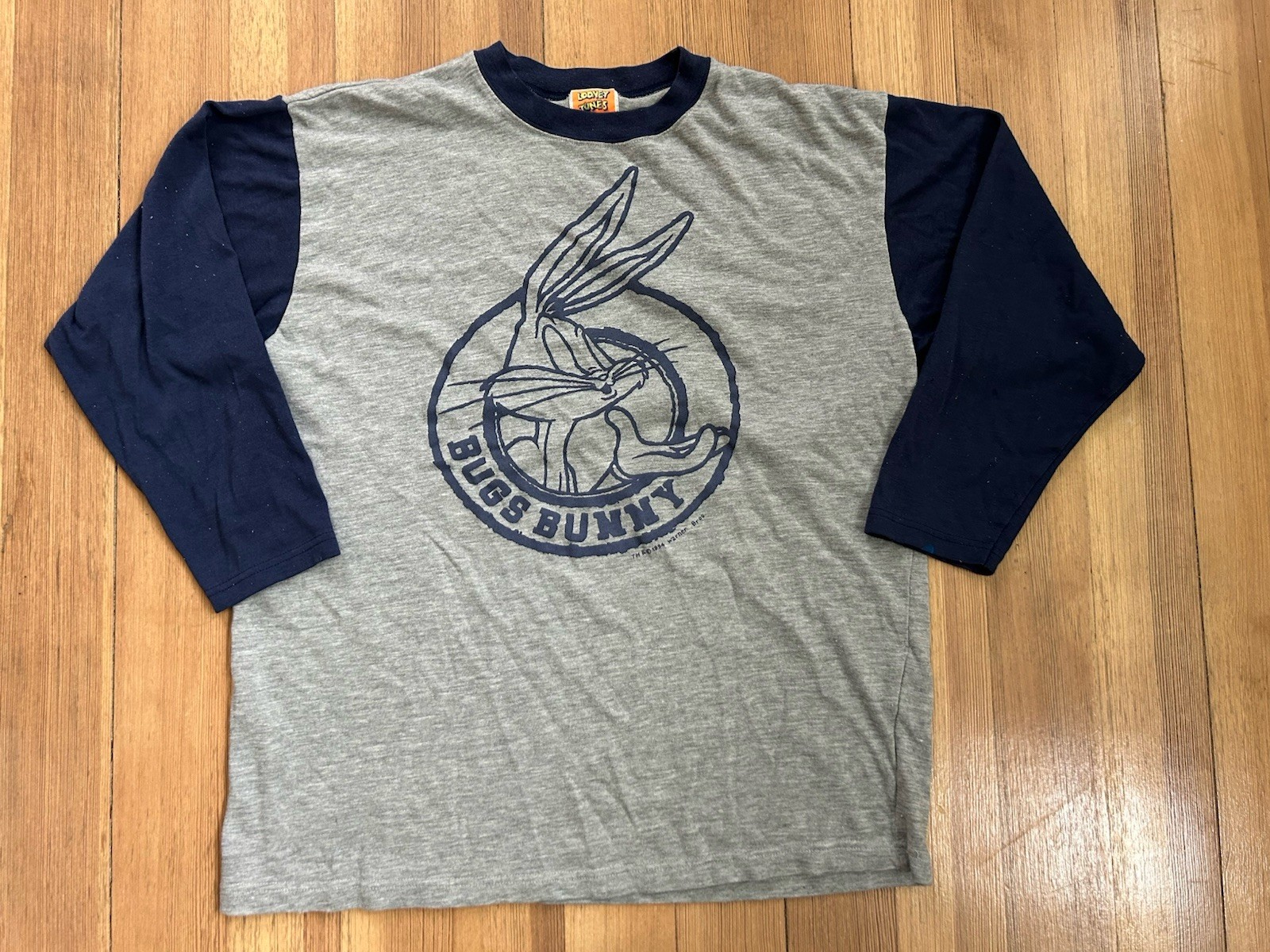 Vintage 1994 Bugs Bunny Looney Tunes Baseball T Shirt Raglan Grey Navy Medium M