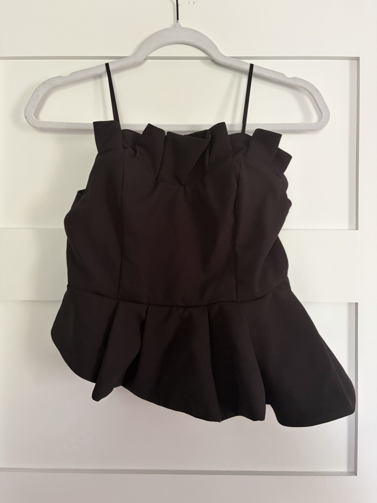 Anna Grace Black Solid Ruffle Square Neck Spaghetti Strap Peplum Cami S