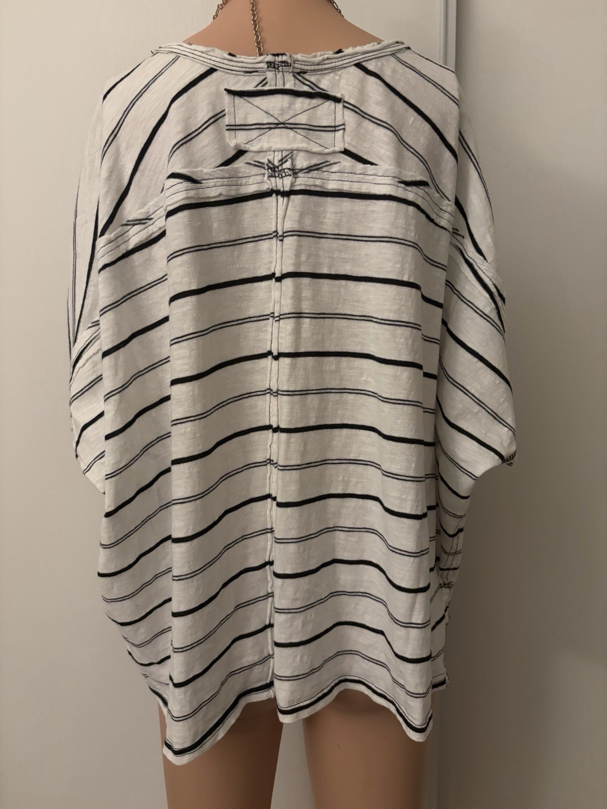 Blu Pepper Women’s Black/White Striped V-Neck Dolman SS 100% Cotton Top, L