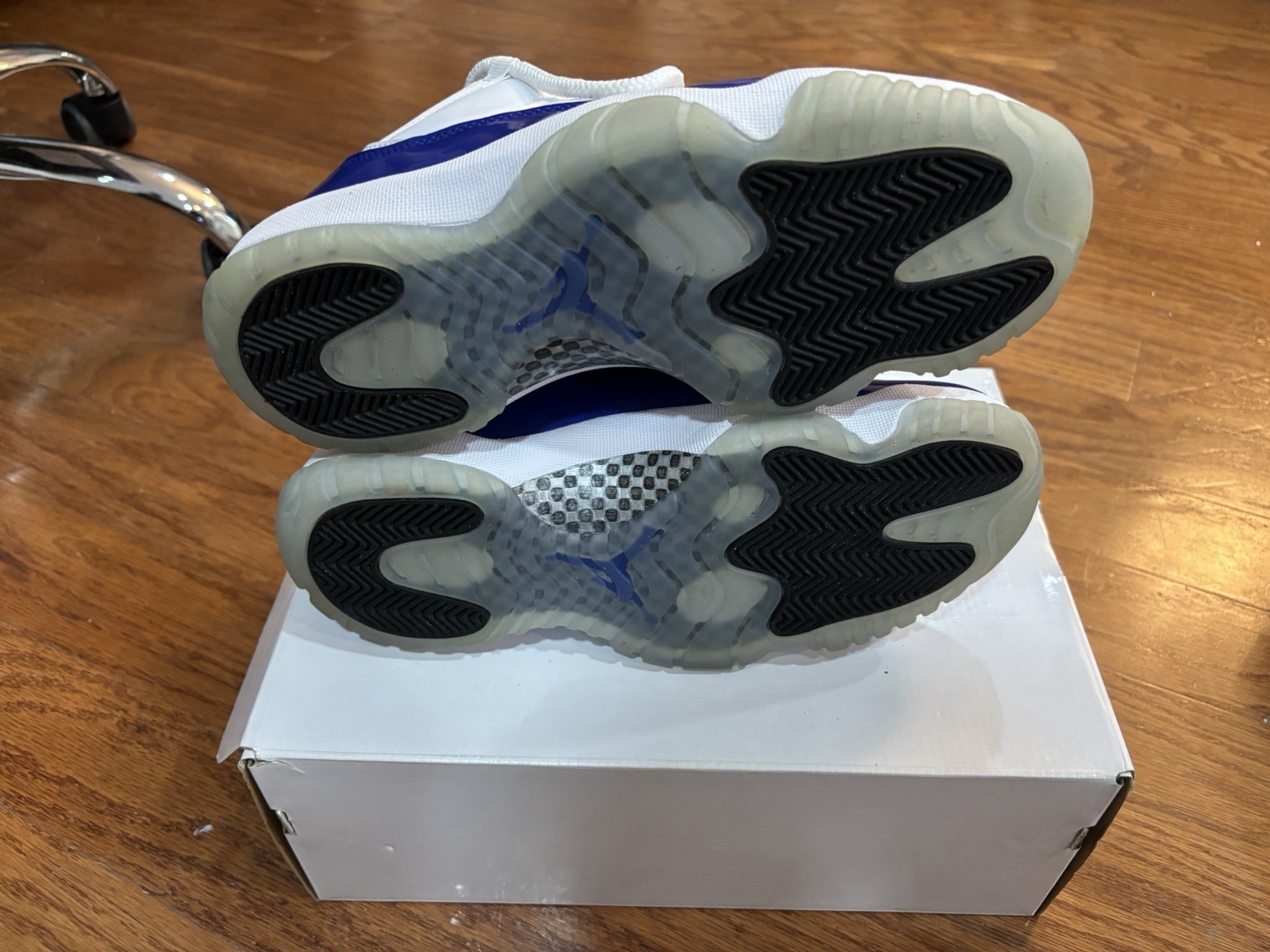 Wmns Air Jordan 11 Retro Low ‘Concord Sketch’ (Women’s US Size 8.5)