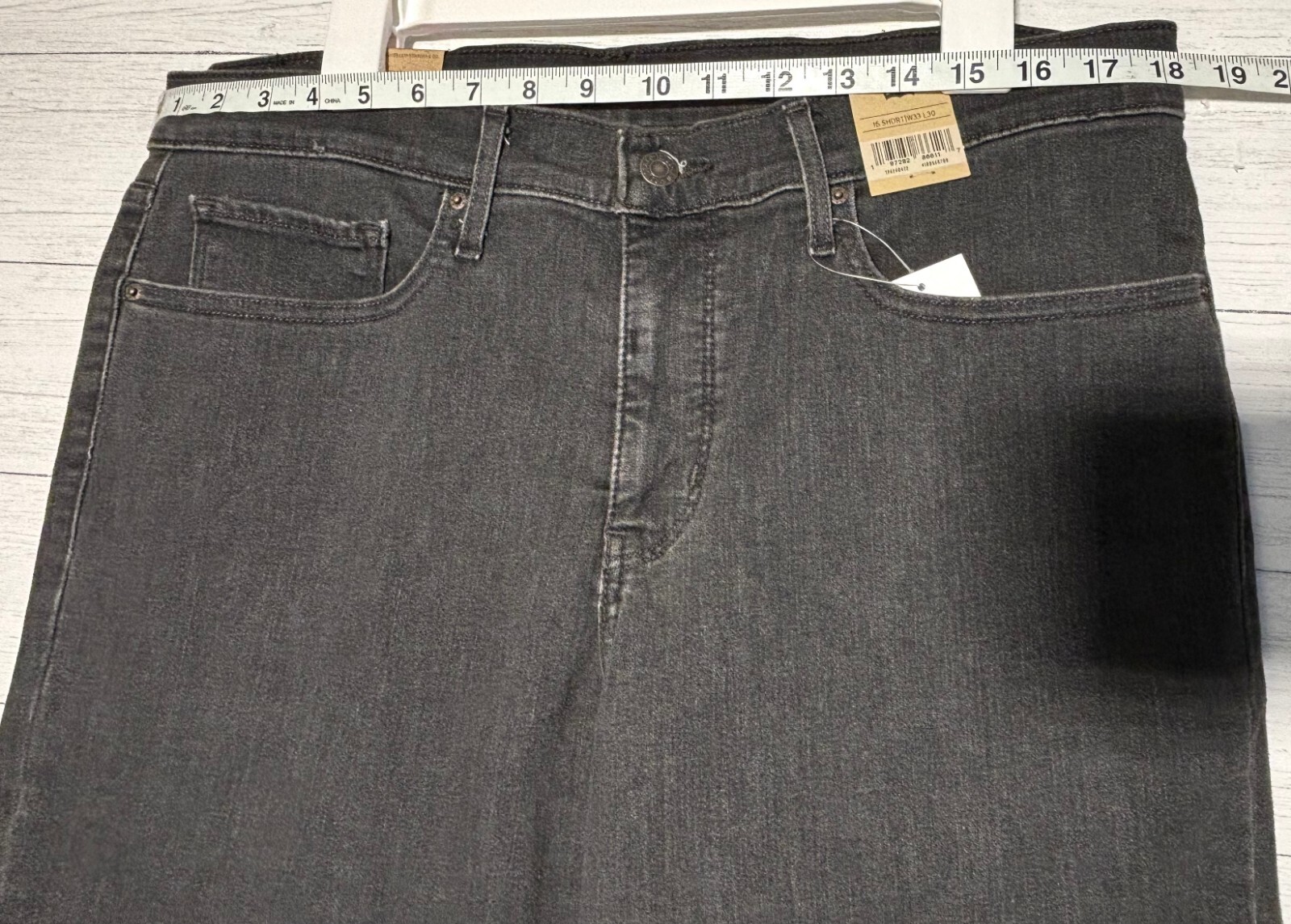 Levis Jeans Women 16 Short 33Wx30L Black Bloom 311 Shaping Skinny Mid Slimming