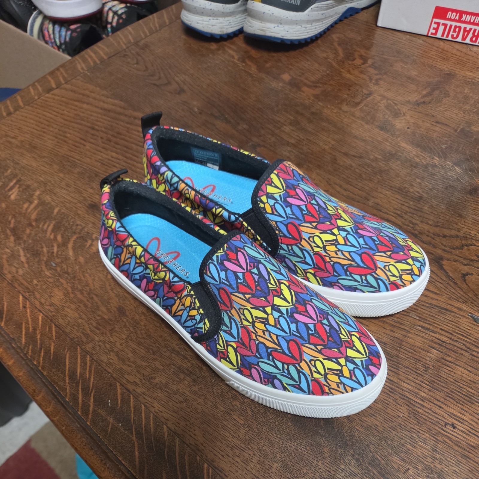 Sketchers Women’s Shoes Size 7.5