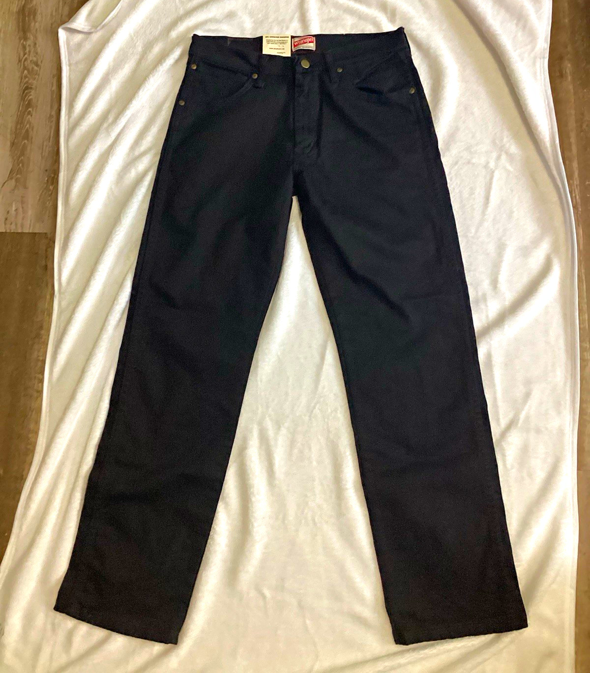 Wrangler Men’s Black Denim Jeans Regular Fit Straight Leg 30W Stretch 5-Pocket
