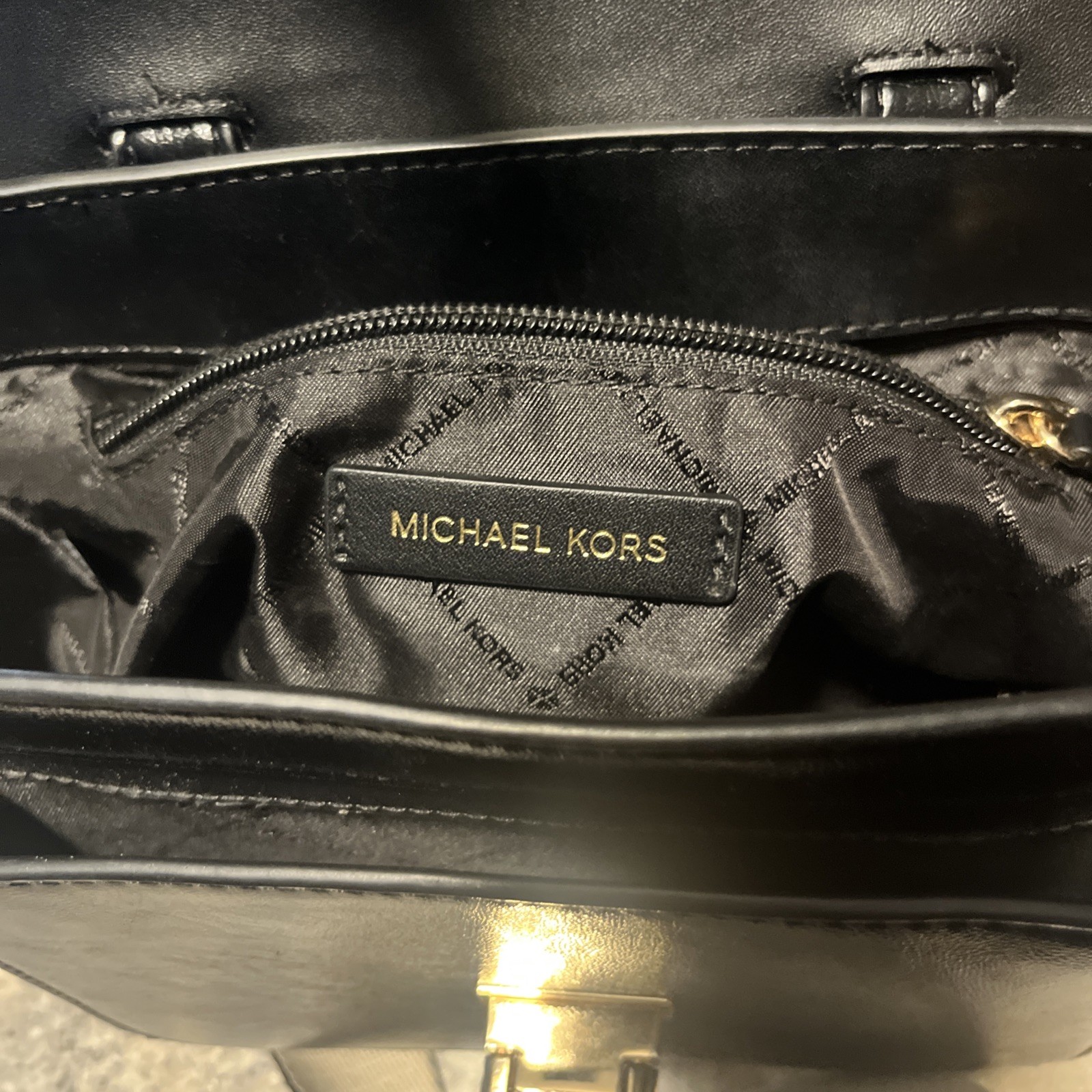 Michael Kors Manhattan Medium Patent Leather School Satchel Black