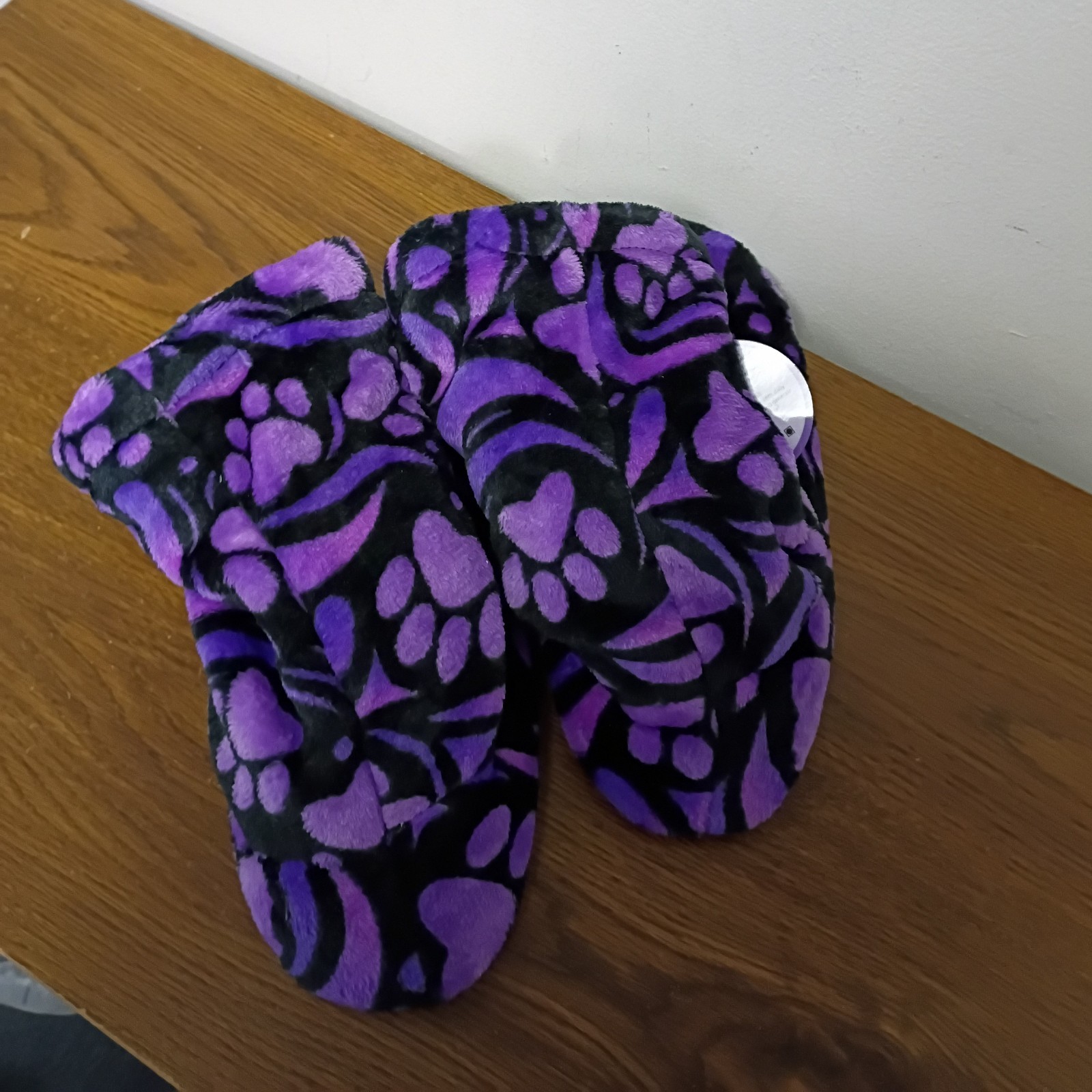 Animal Rescue Site Super Cozy Deluxe Paw Non-Slip Toggle Slipper Booties Sz L/XL