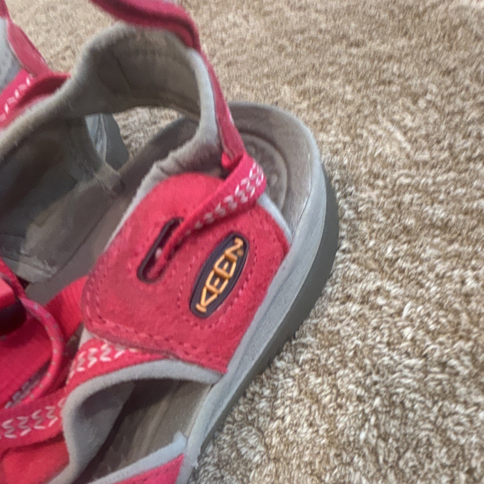KEEN Womens 7.5 Closed-Toe Strappy Lace-Up Sandals Pink Gray Synthetic